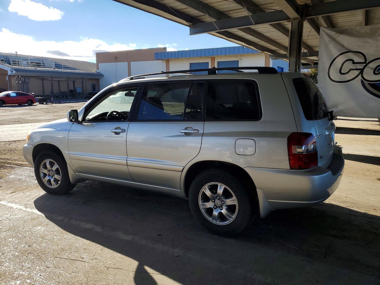 2005 Toyota Highlander Base Gray vin: JTEDP21A650048458