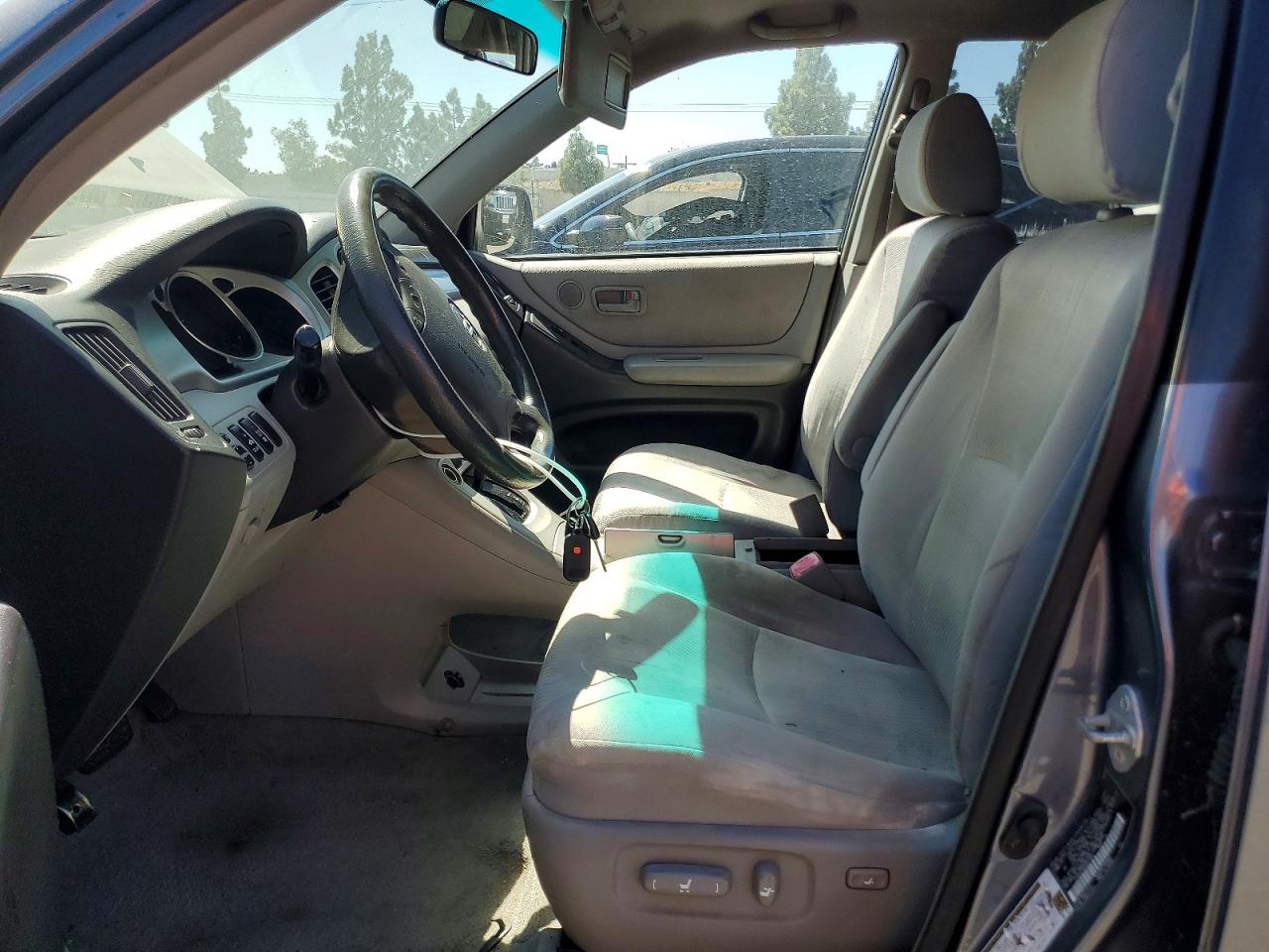 2005 Toyota Highlander Base Blue vin: JTEDP21A650077491