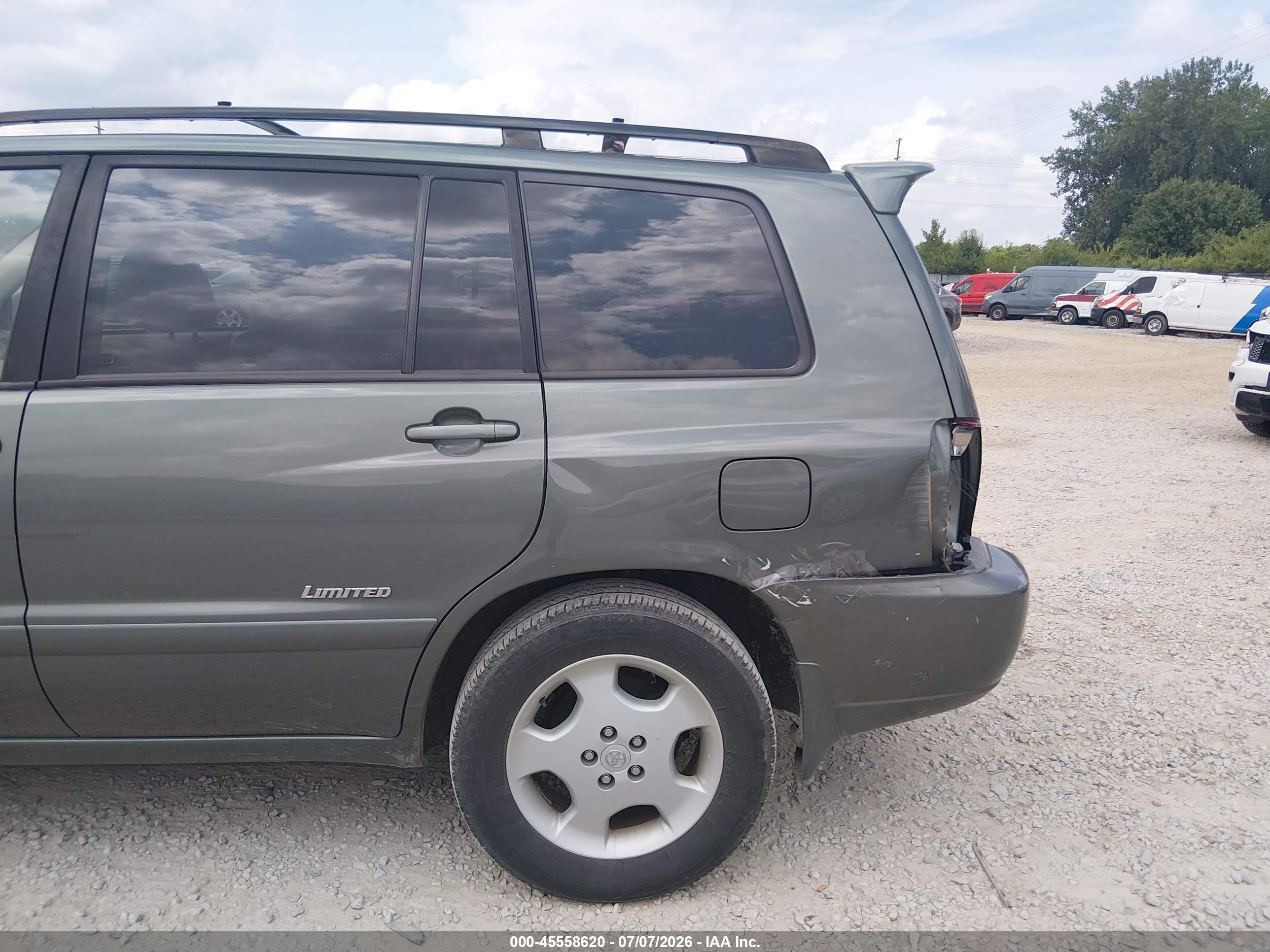 2007 Toyota Highlander Limited W/3rd Row Green vin: JTEDP21A670144397
