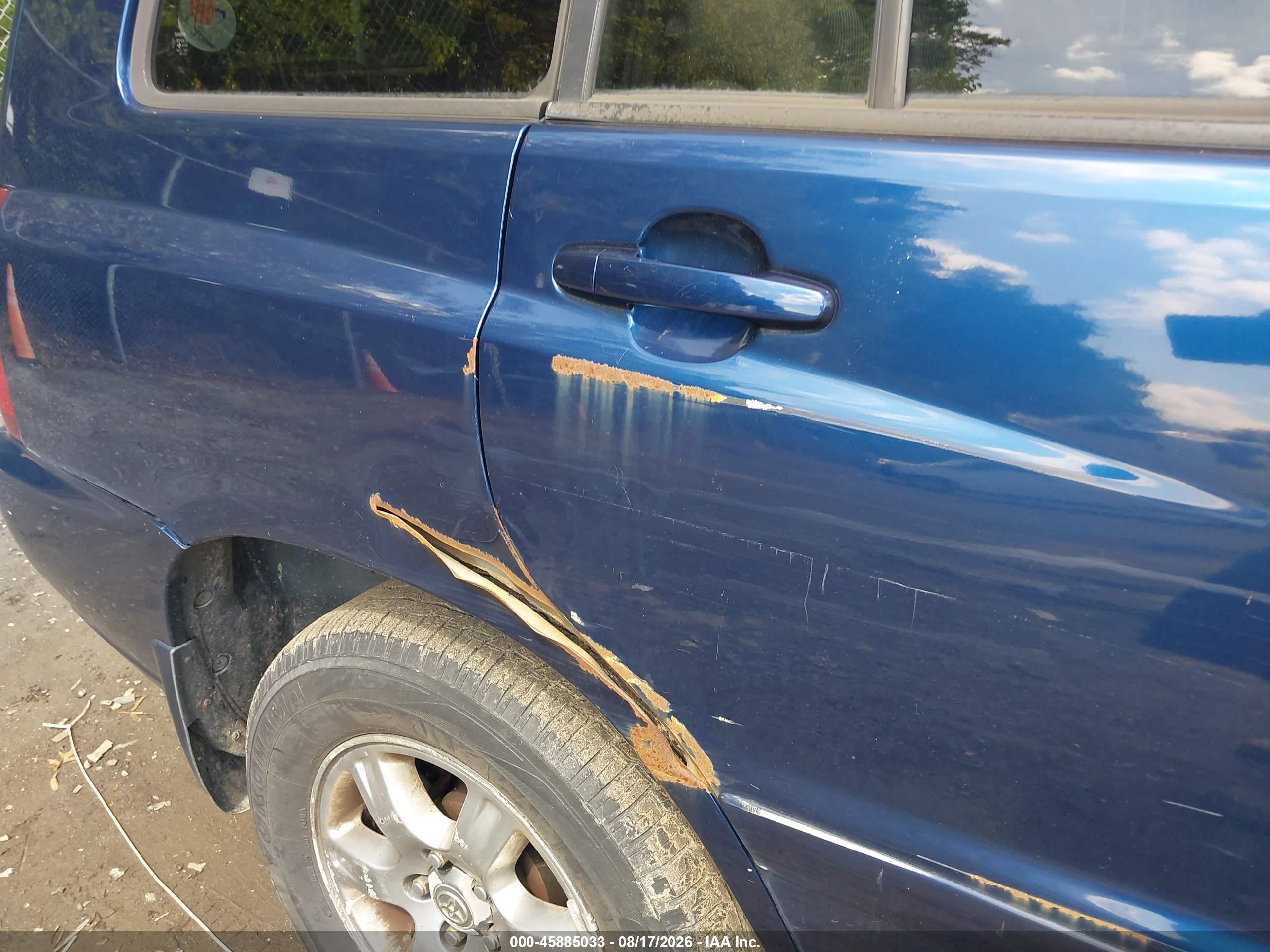 2004 Toyota Highlander V6 Blue vin: JTEDP21A740032865