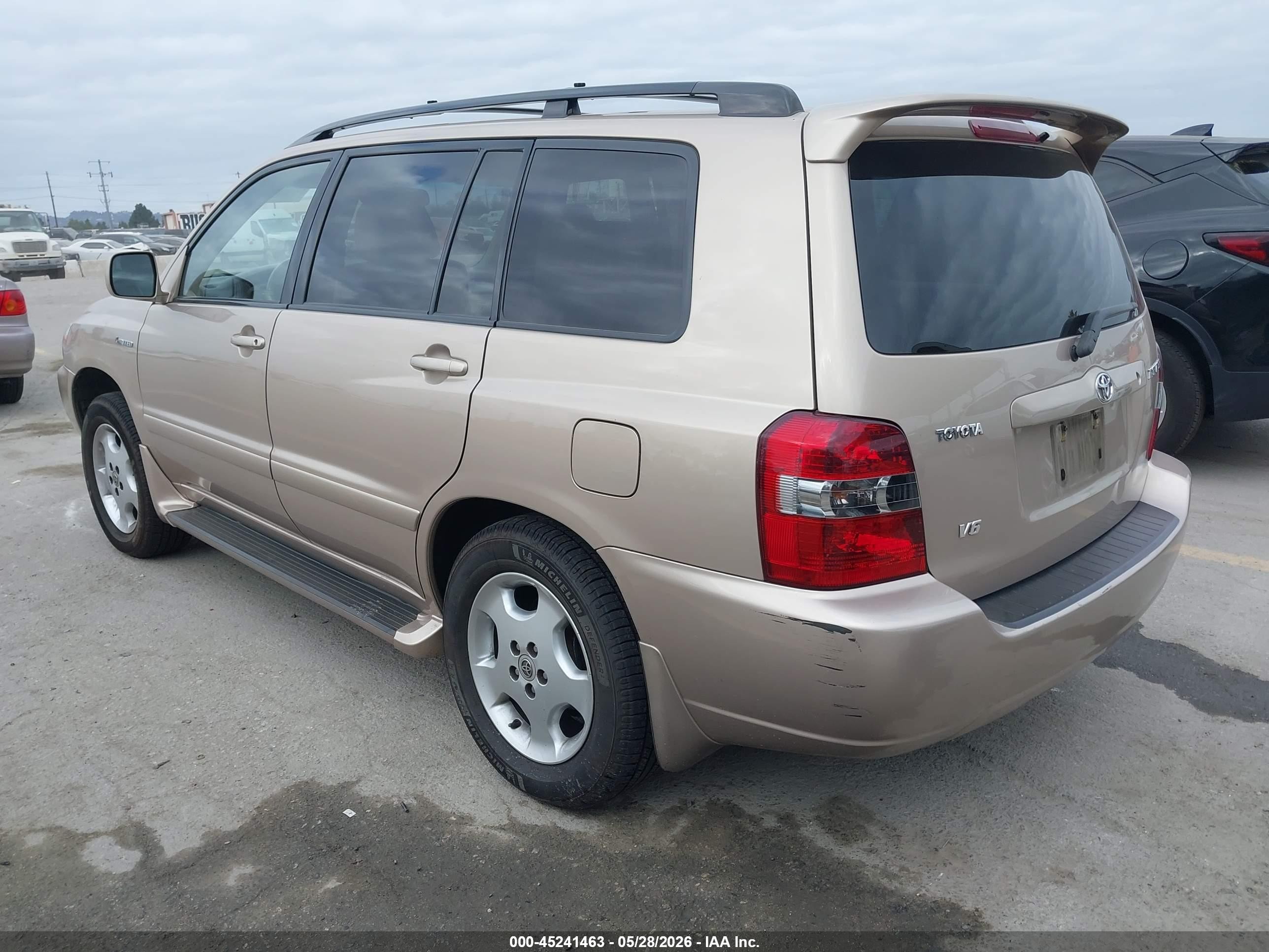 2004 Toyota Highlander Limited V6 Beige vin: JTEDP21A740034938