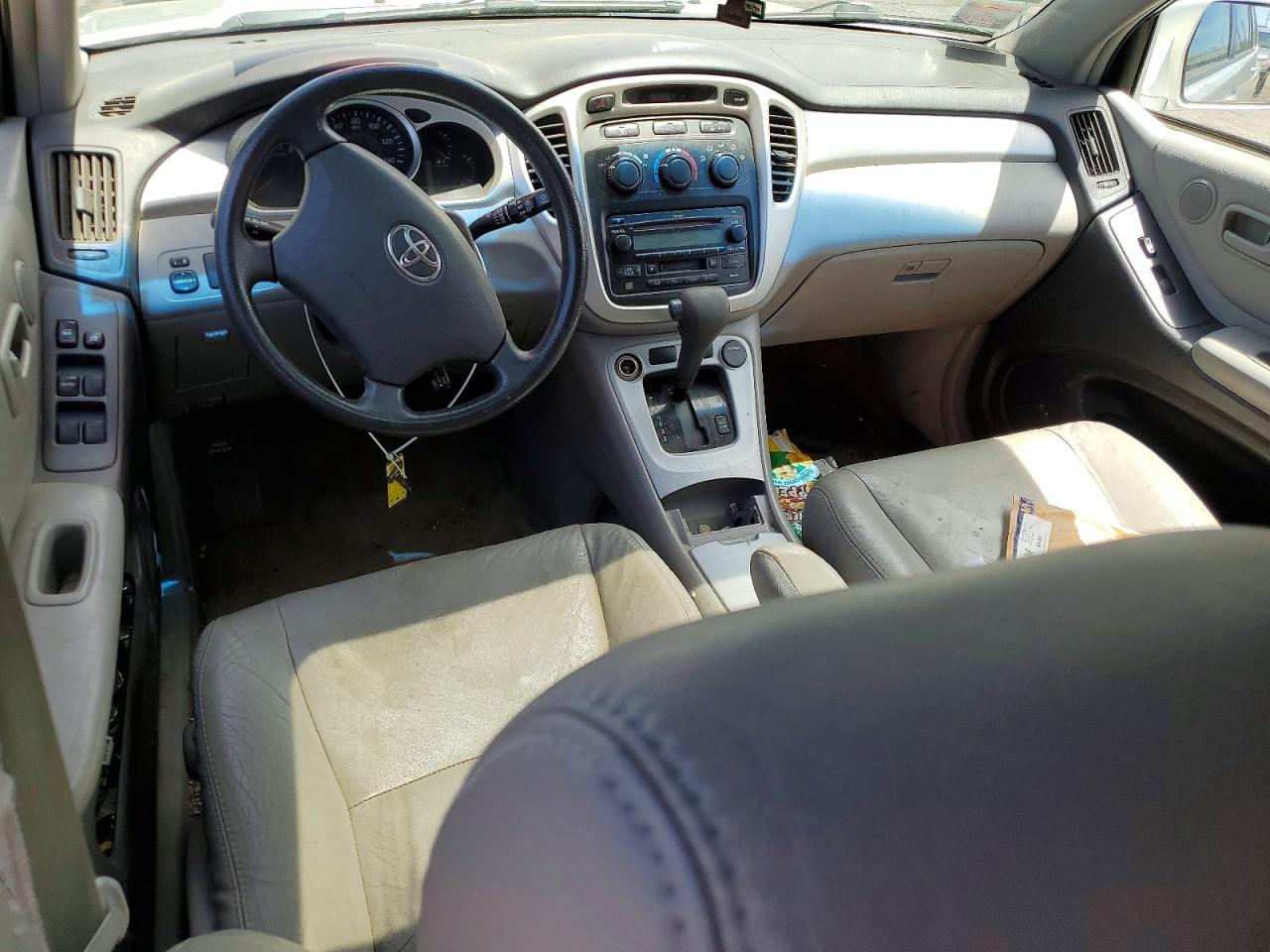 2004 Toyota Highlander Silver vin: JTEDP21A740041131