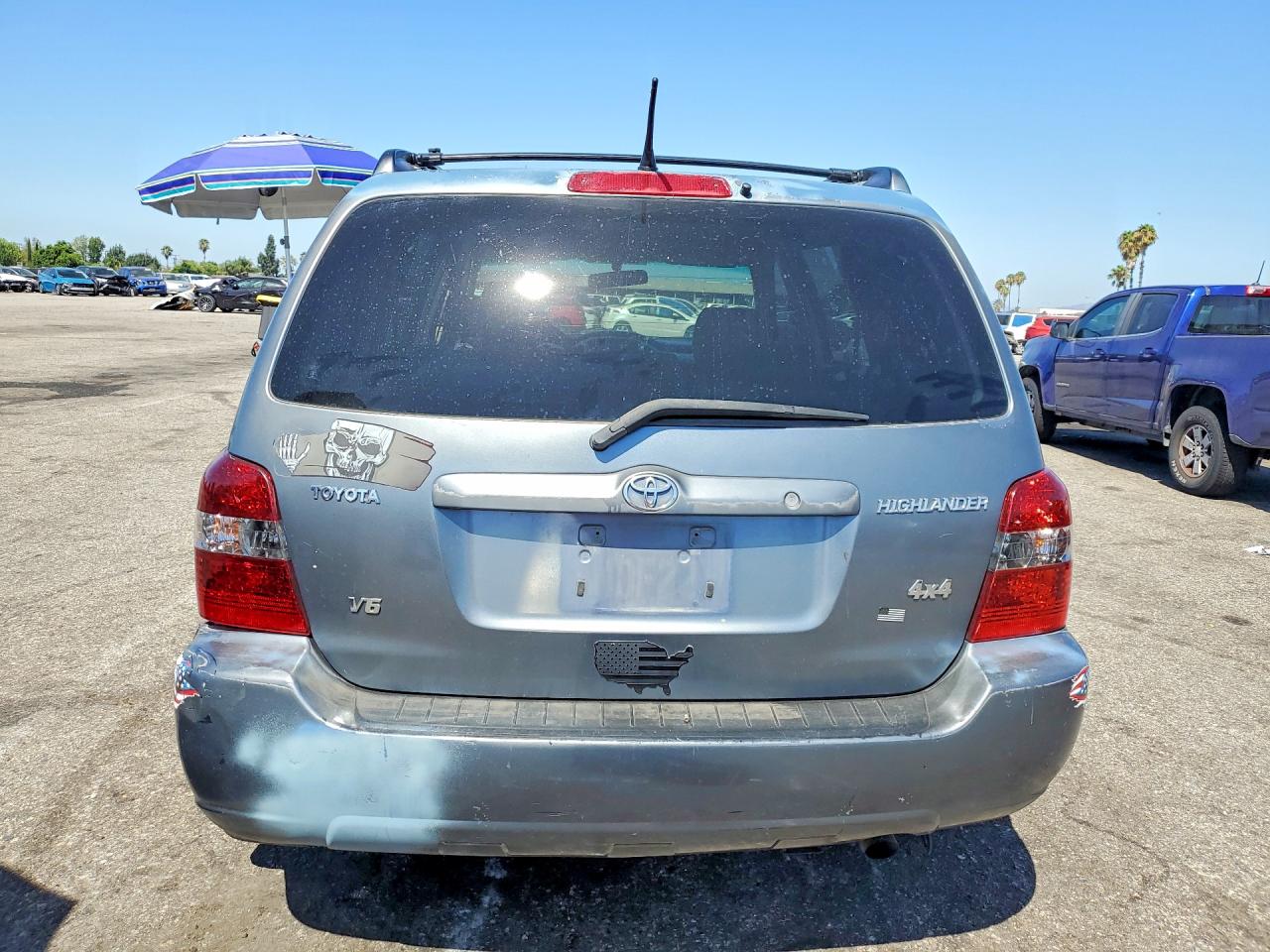 2005 Toyota Highlander Base Blue vin: JTEDP21A750049229