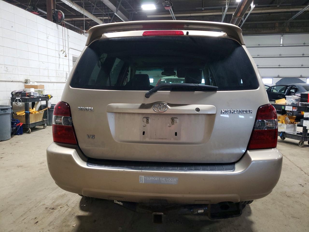2005 Toyota Highlander Limited Tan vin: JTEDP21A750083073