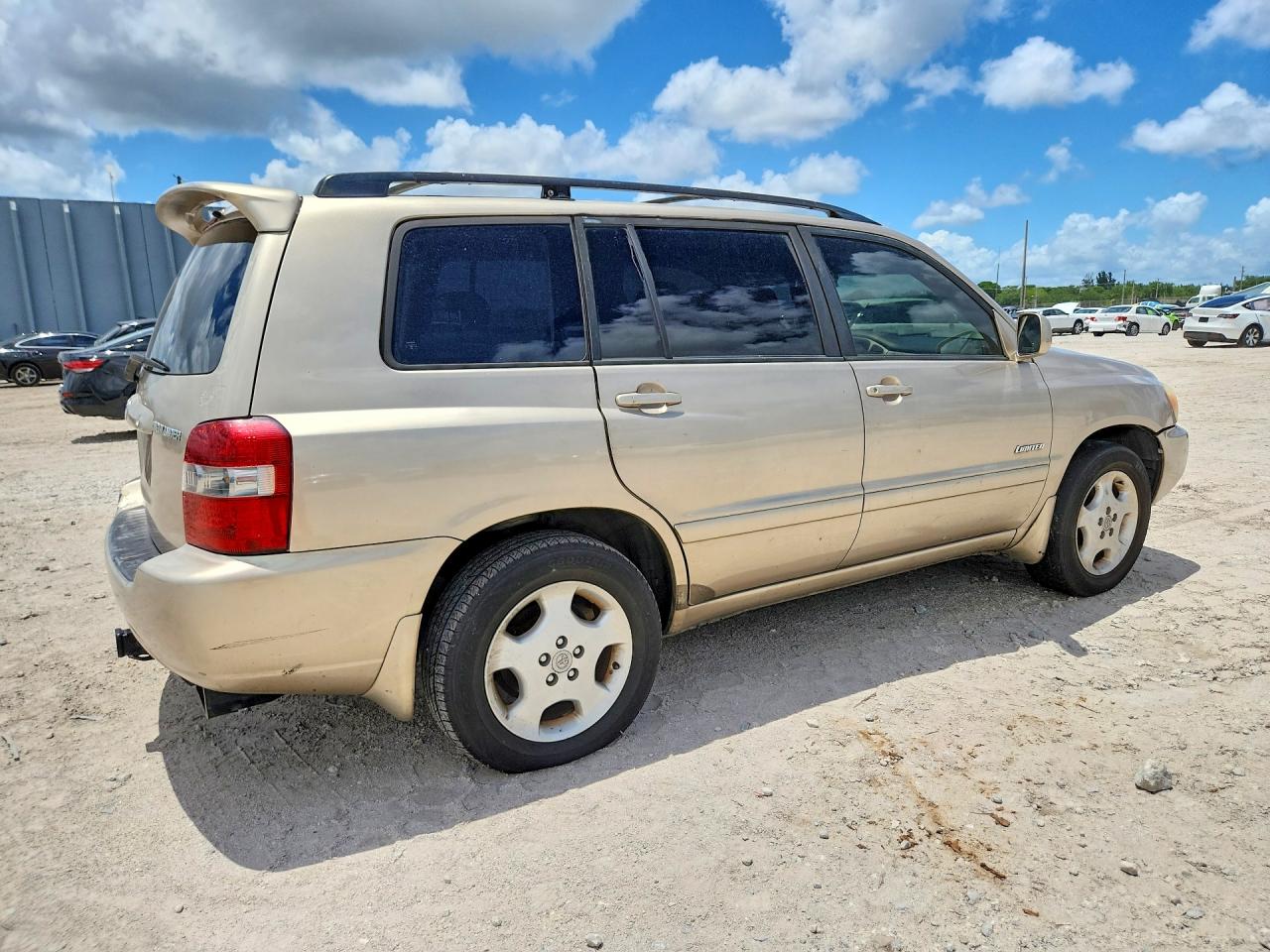 2006 Toyota Highlander Limited Tan vin: JTEDP21A760097122