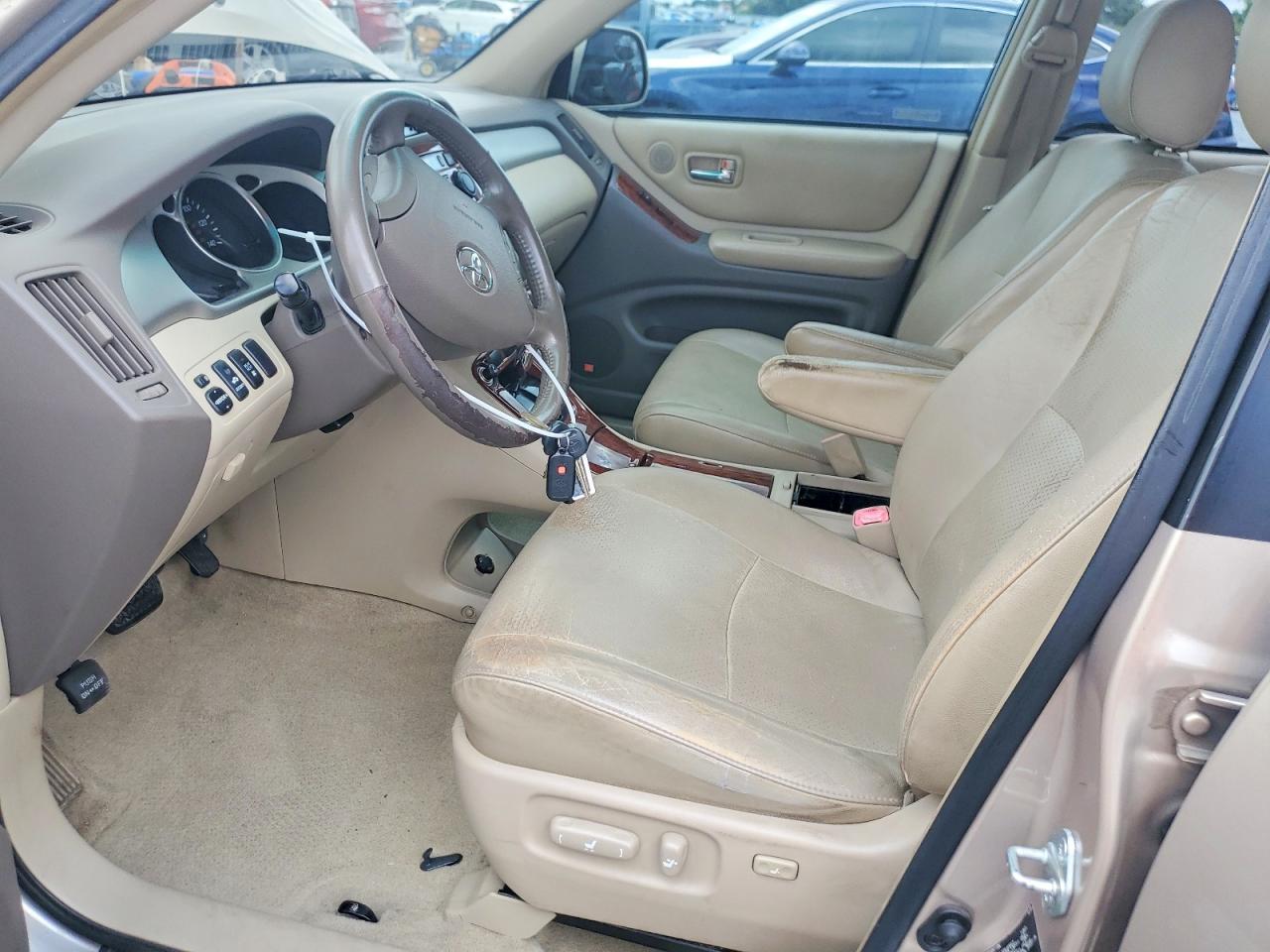 2006 Toyota Highlander Limited Gold vin: JTEDP21A760098674