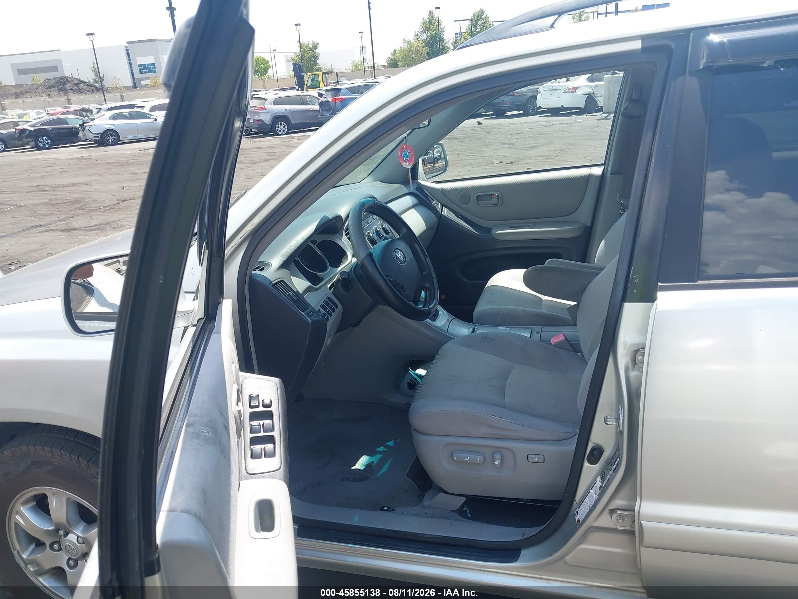 2006 Toyota Highlander V6 Silver vin: JTEDP21A760125775