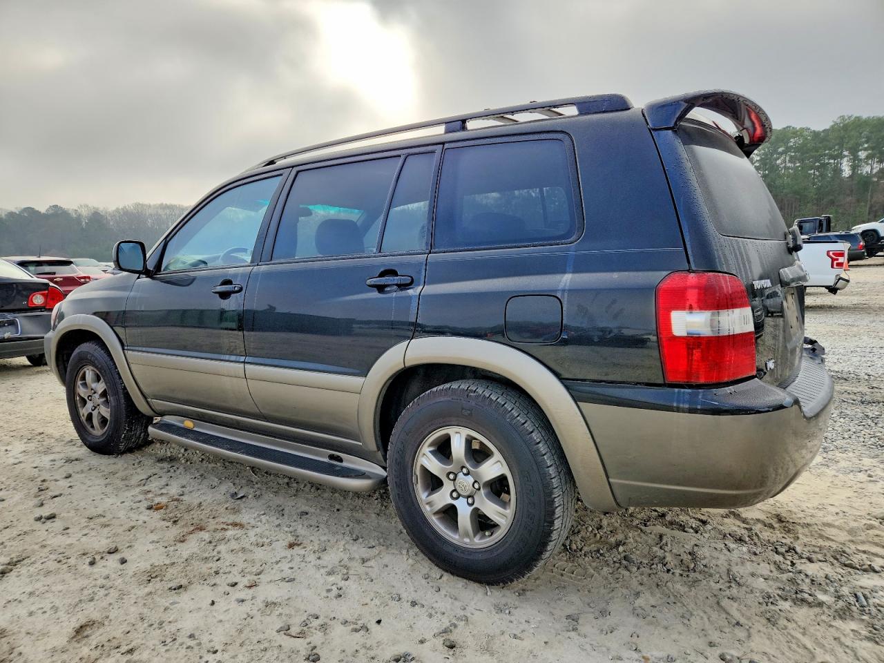 2004 Toyota Highlander Base Черный vin: JTEDP21A840008669
