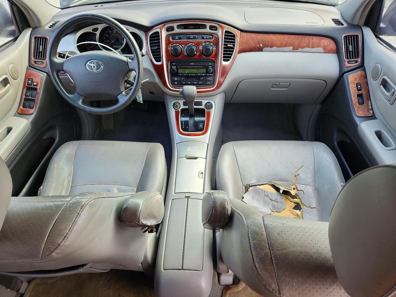 2004 Toyota Highlander Base Черный vin: JTEDP21A840008669