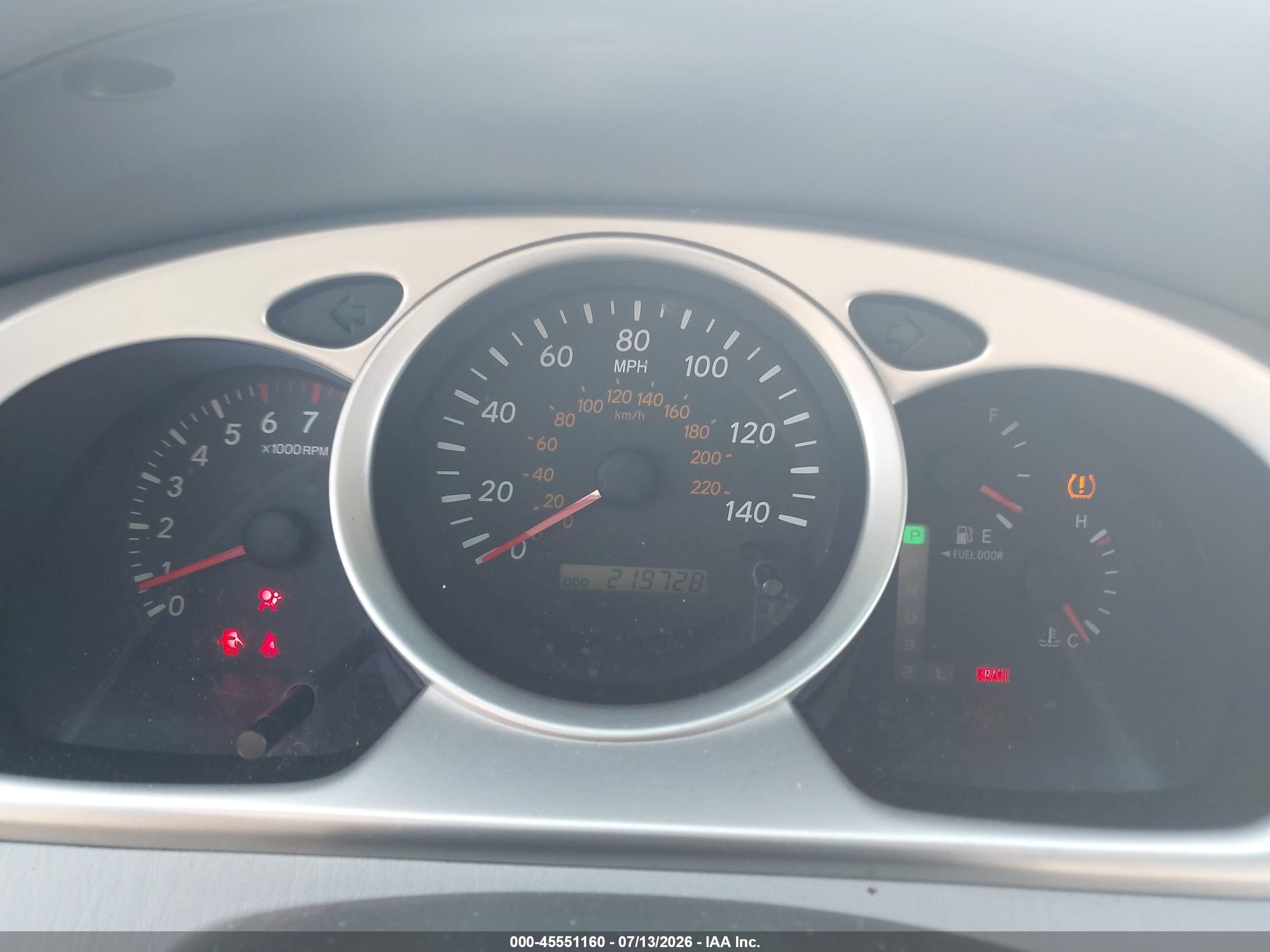2004 Toyota Highlander V6 Gray vin: JTEDP21A840032907
