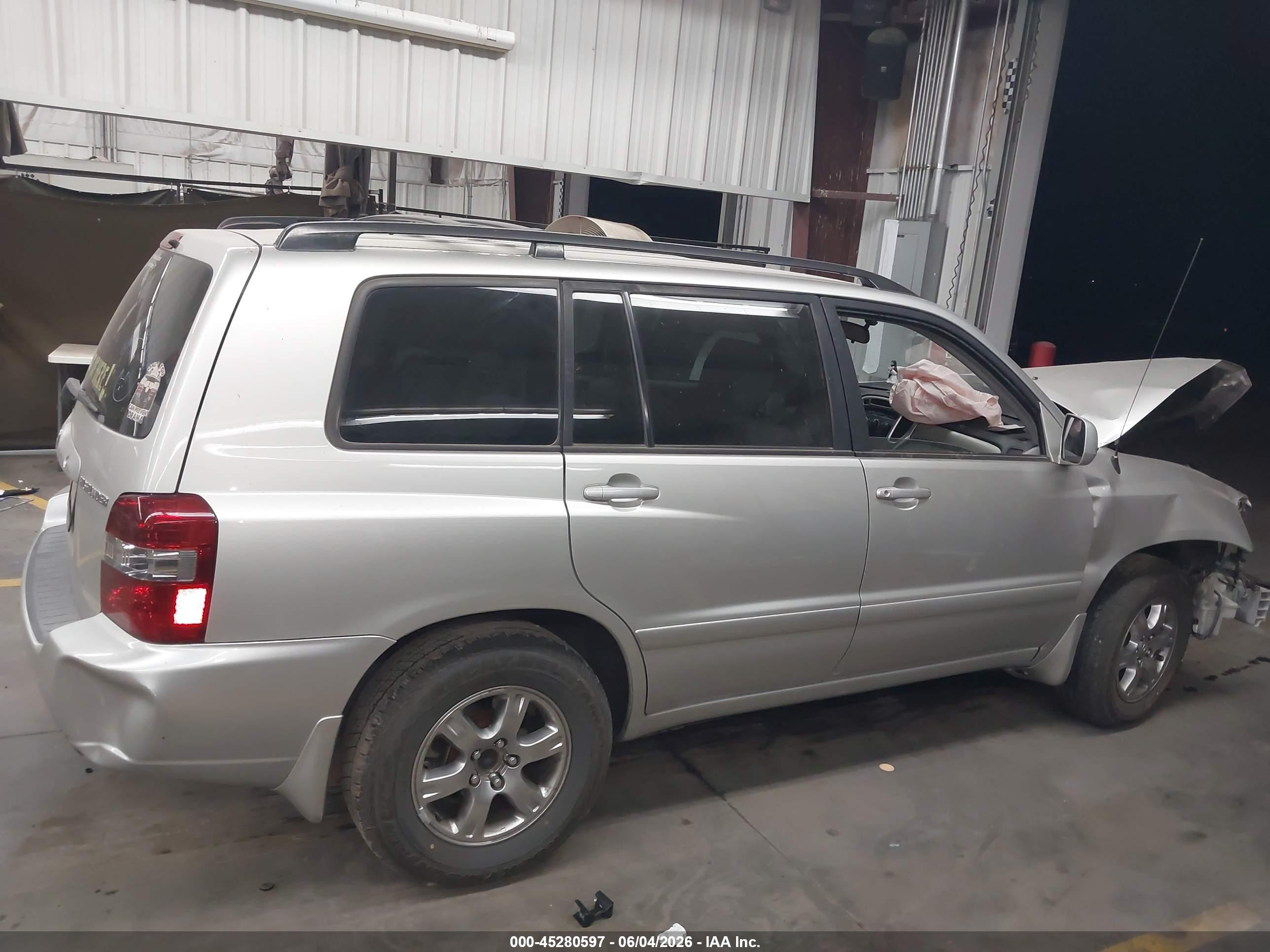 2004 Toyota Highlander V6 Gray vin: JTEDP21A840033247