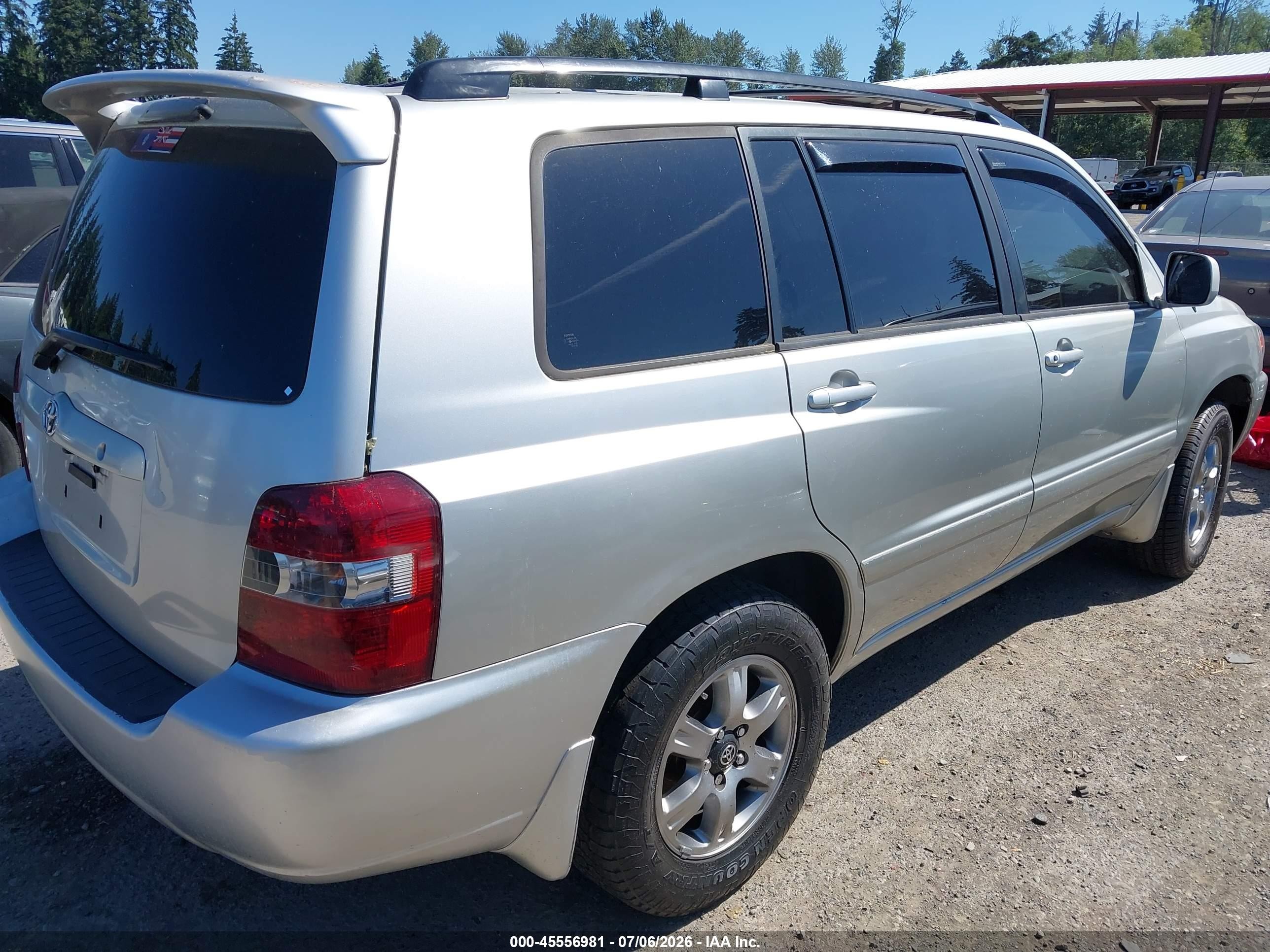 2005 Toyota Highlander V6 Silver vin: JTEDP21A850060756