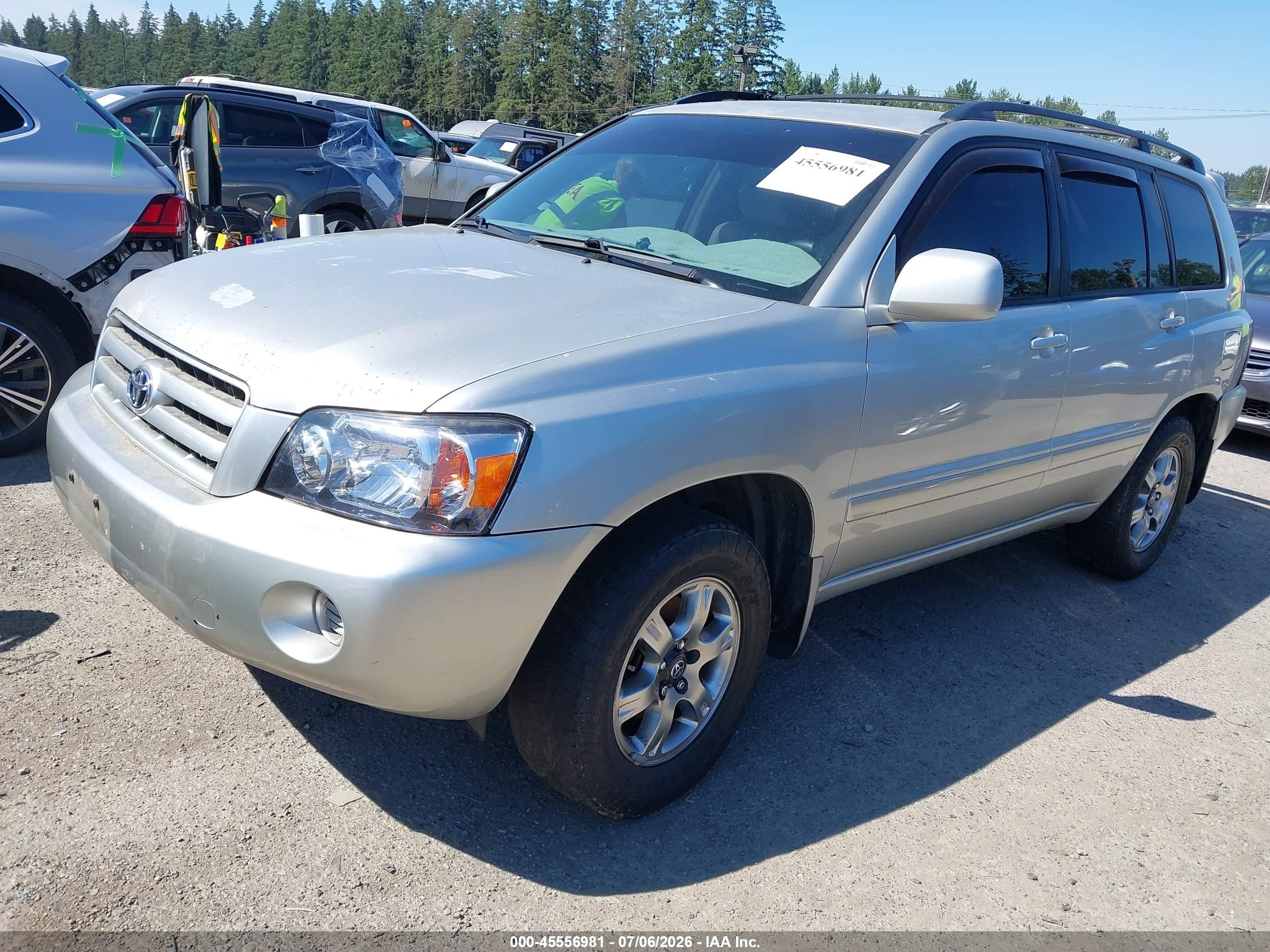 2005 Toyota Highlander V6 Silver vin: JTEDP21A850060756