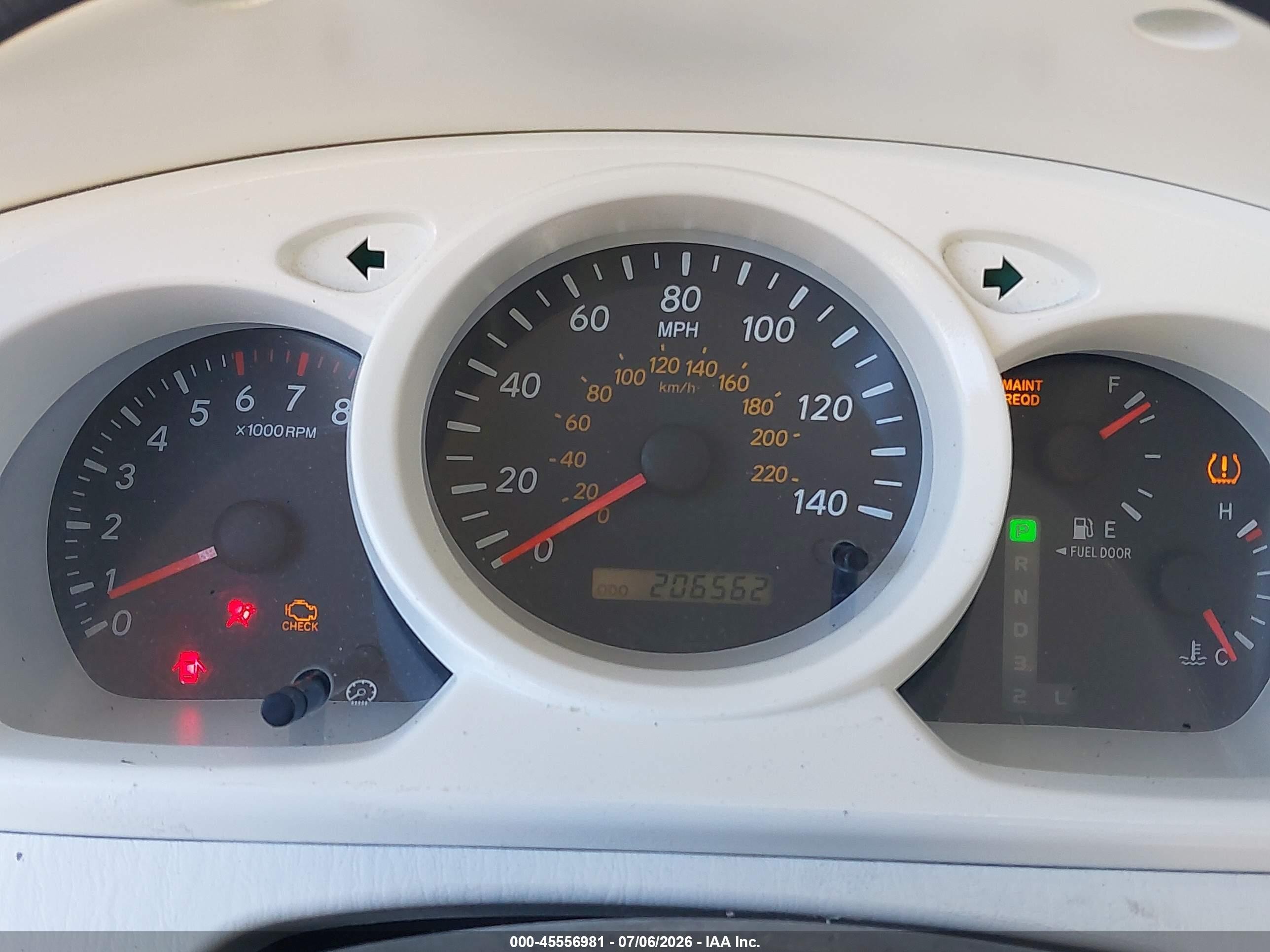 2005 Toyota Highlander V6 Silver vin: JTEDP21A850060756