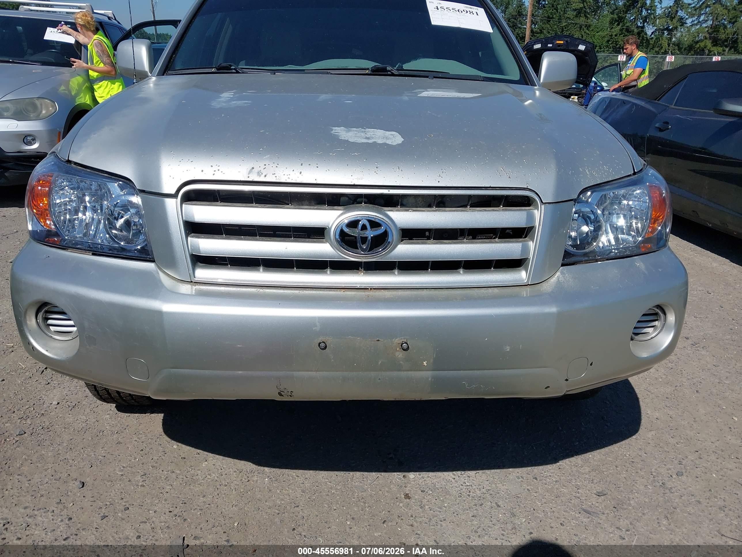 2005 Toyota Highlander V6 Silver vin: JTEDP21A850060756