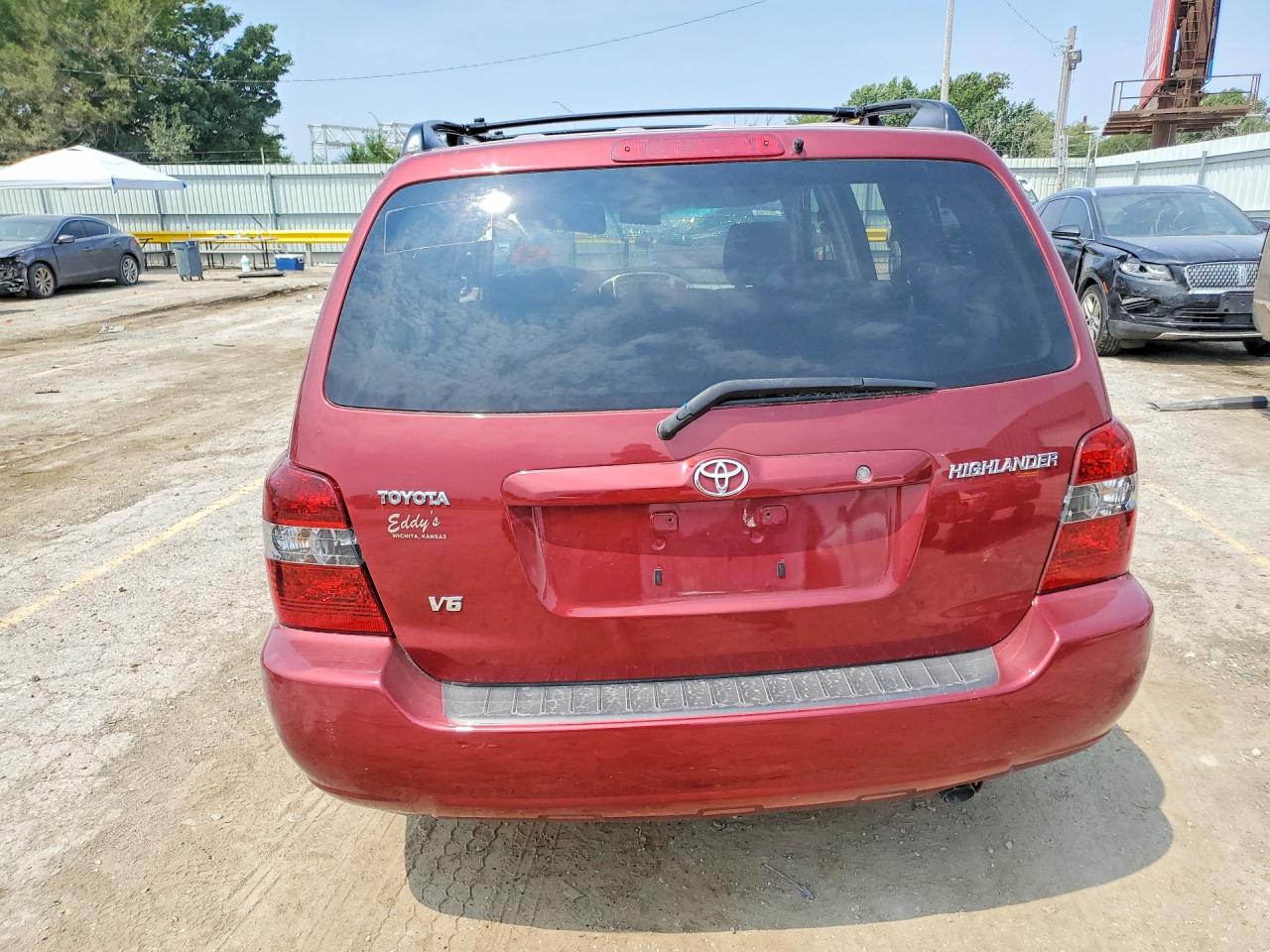 2005 Toyota Highlander Base Maroon vin: JTEDP21A850069957