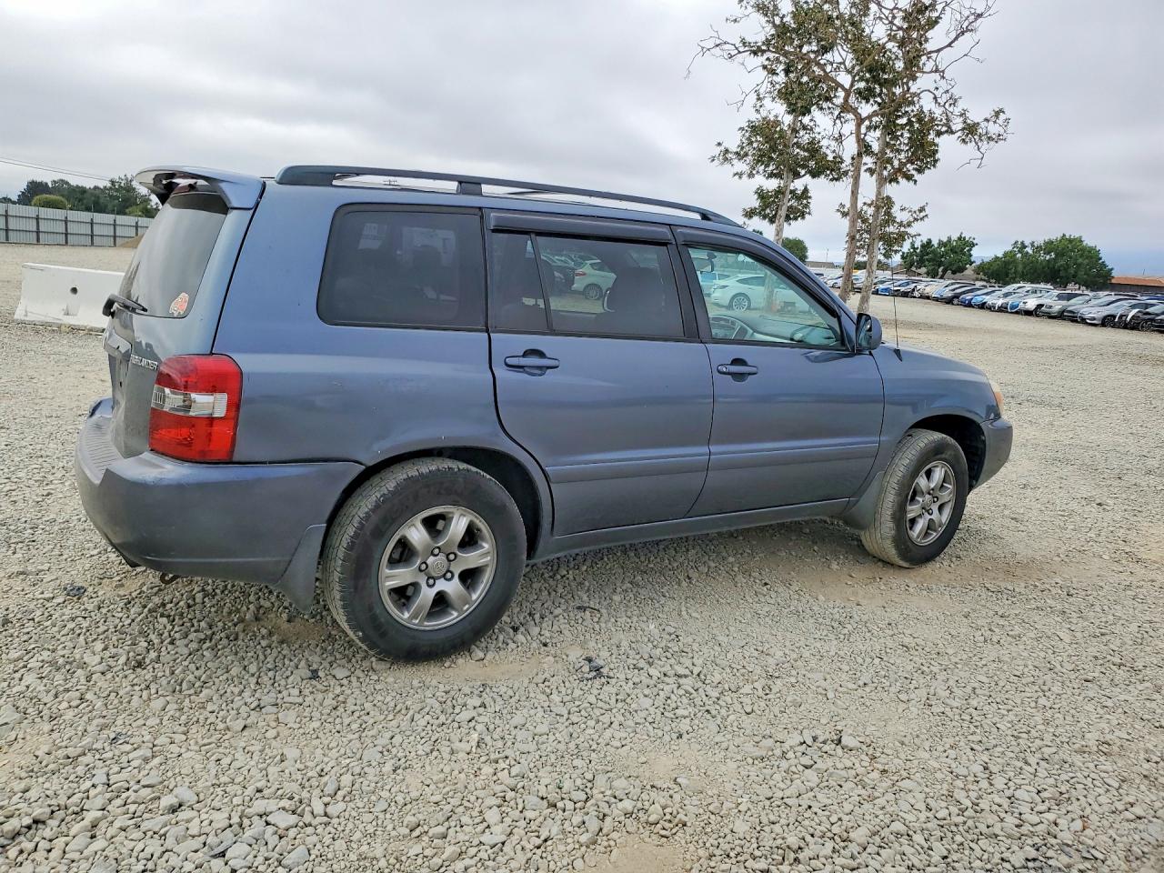 2005 Toyota Highlander Blue vin: JTEDP21A850087701