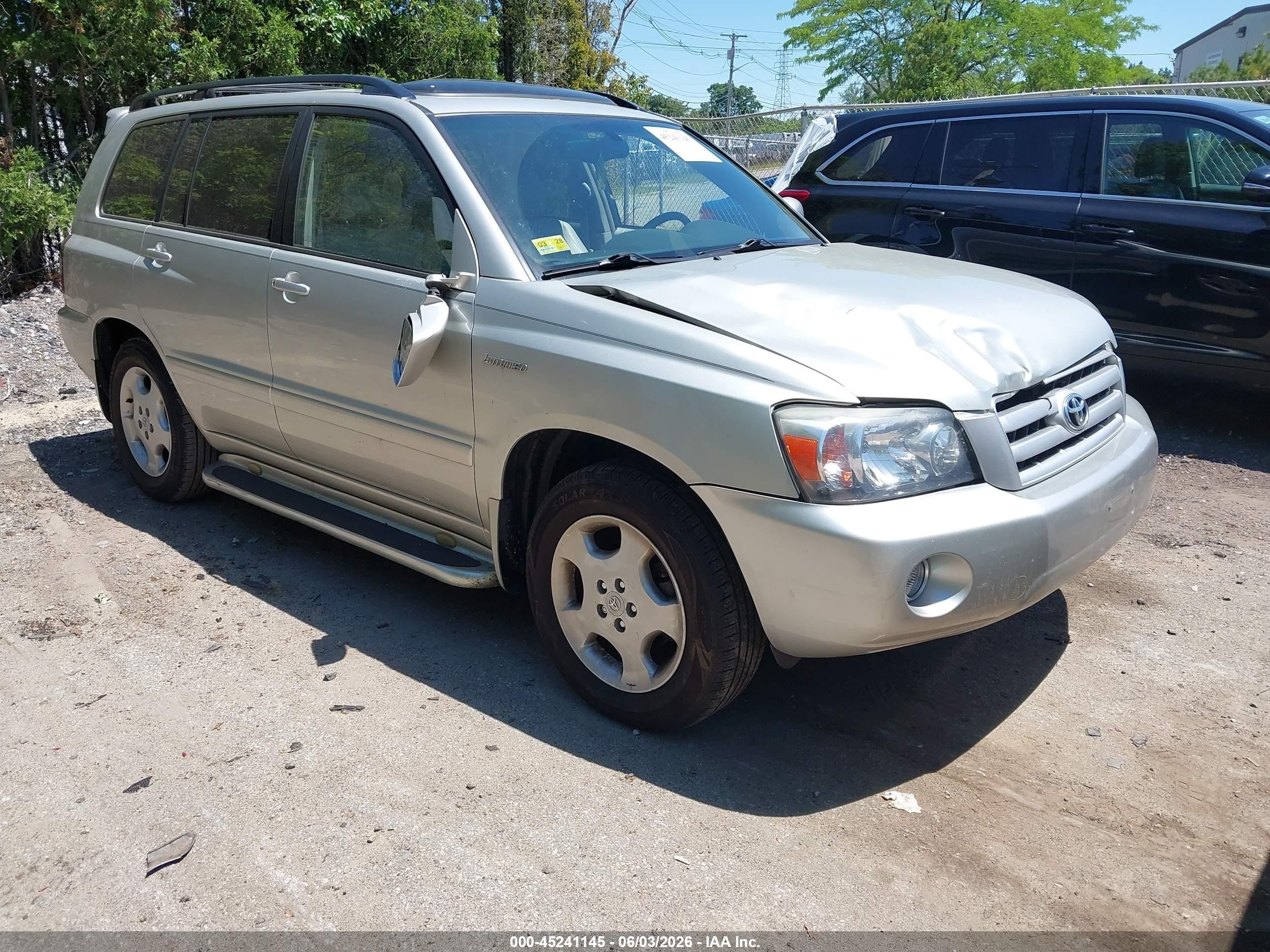 2004 Toyota Highlander Limited V6 Silver vin: JTEDP21A940002802