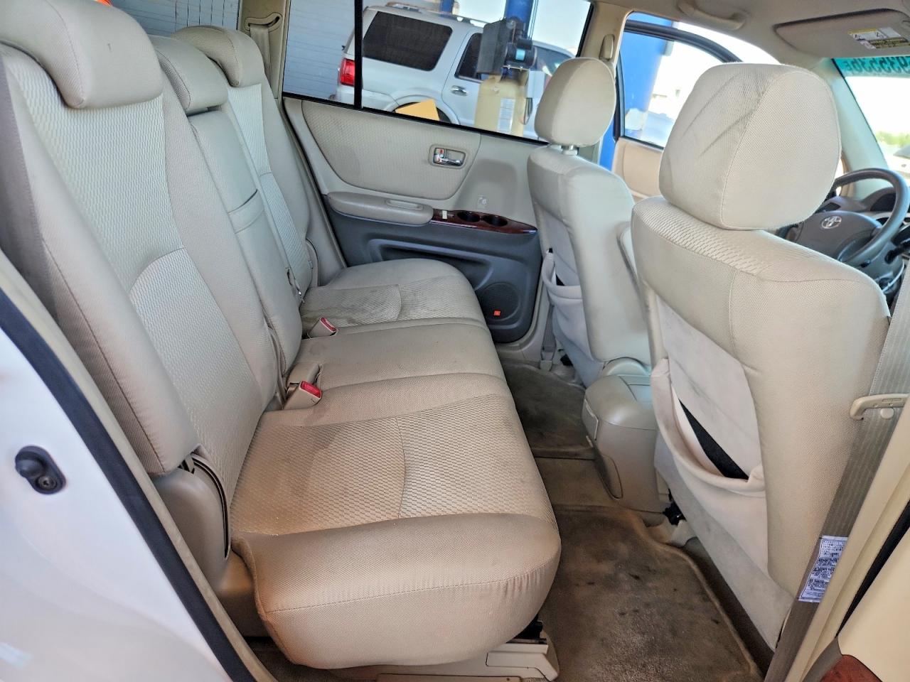 2004 Toyota Highlander Limited White vin: JTEDP21A940022645