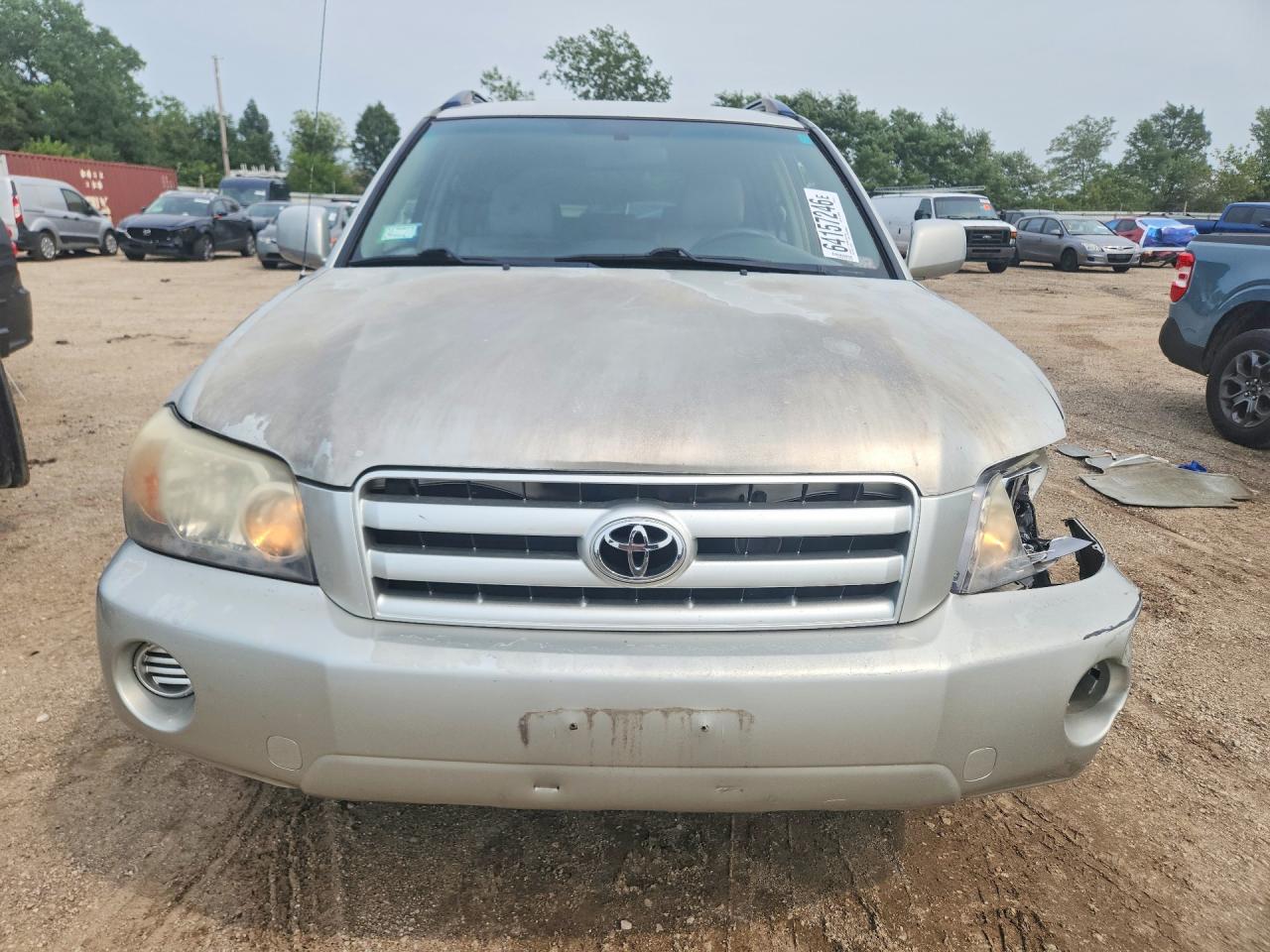 2005 Toyota Highlander Base Silver vin: JTEDP21A950046753