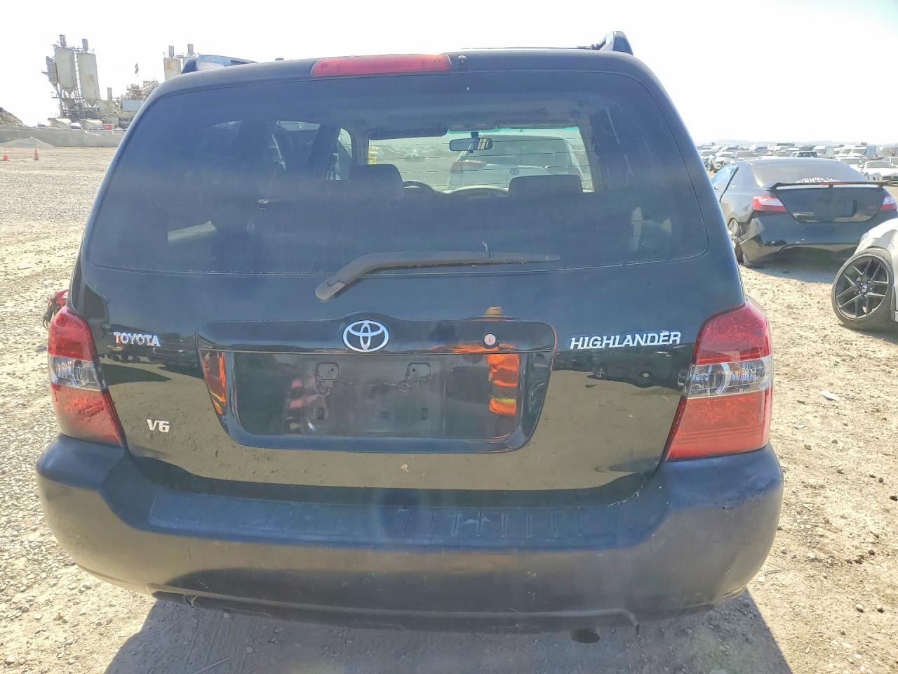 2005 Toyt Highlander Black vin: JTEDP21A950055064