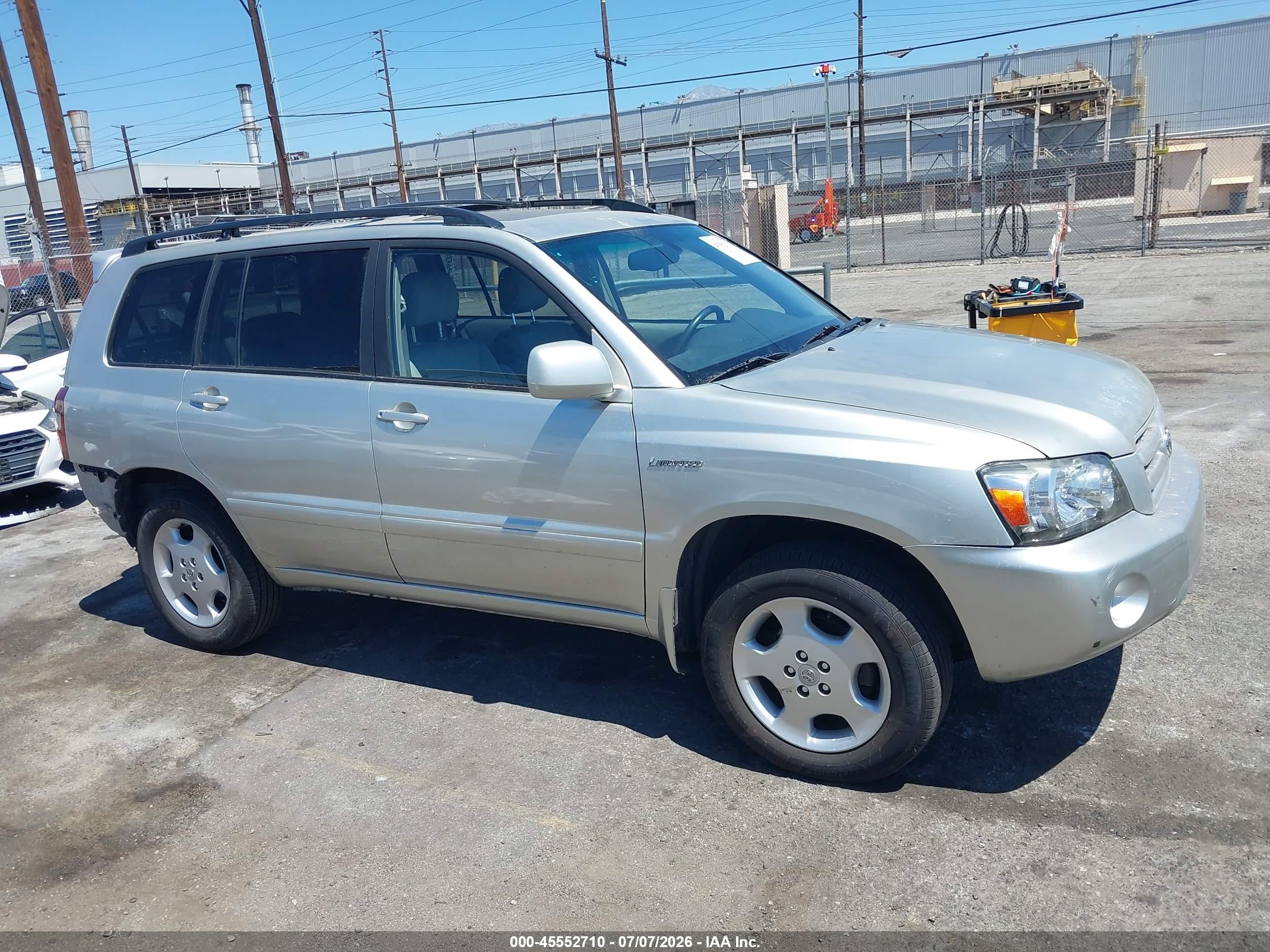 2005 Toyota Highlander Limited V6 Silver vin: JTEDP21A950064833