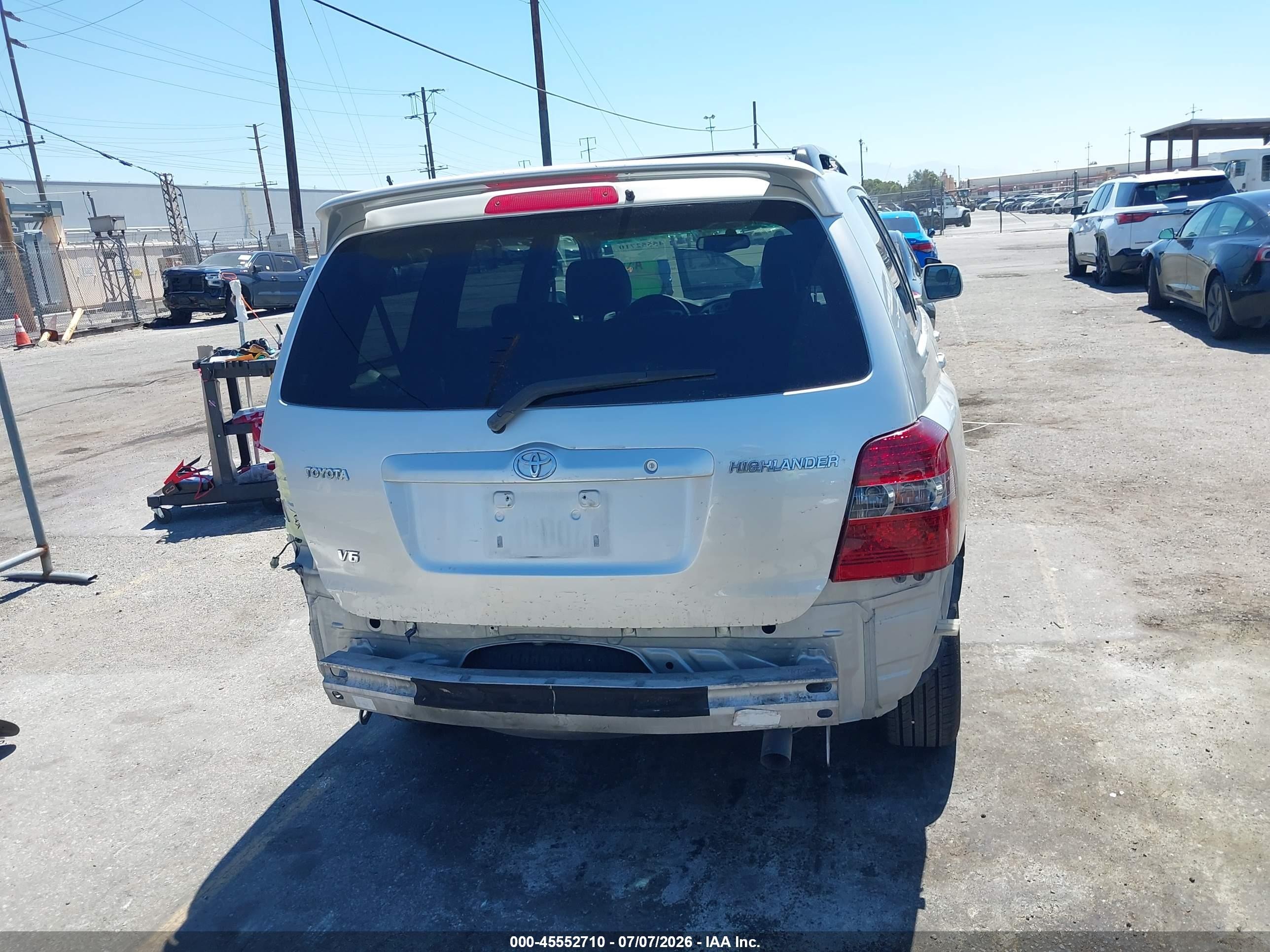 2005 Toyota Highlander Limited V6 Silver vin: JTEDP21A950064833