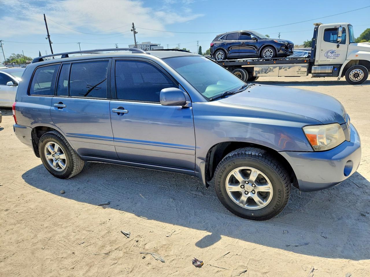 2005 Toyota Highlander Base Blue vin: JTEDP21A950084337