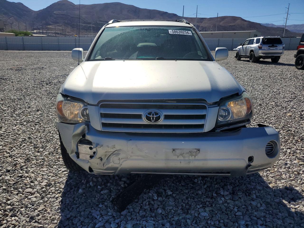 2006 Toyota Highlander Limited Silver vin: JTEDP21A960102997