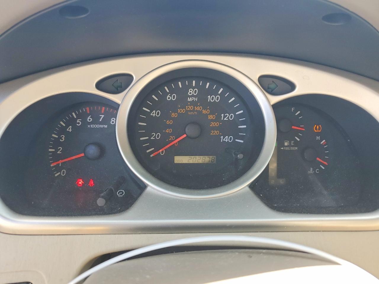 2006 Toyota Highlander Limited Red vin: JTEDP21A960108962