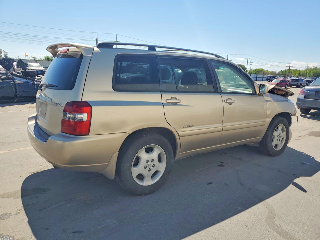 2007 Toyota Highlander Limited Gold vin: JTEDP21A970130851