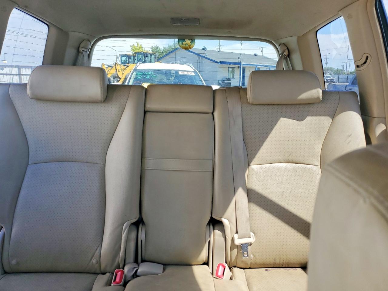 2007 Toyota Highlander Limited Gold vin: JTEDP21A970130851