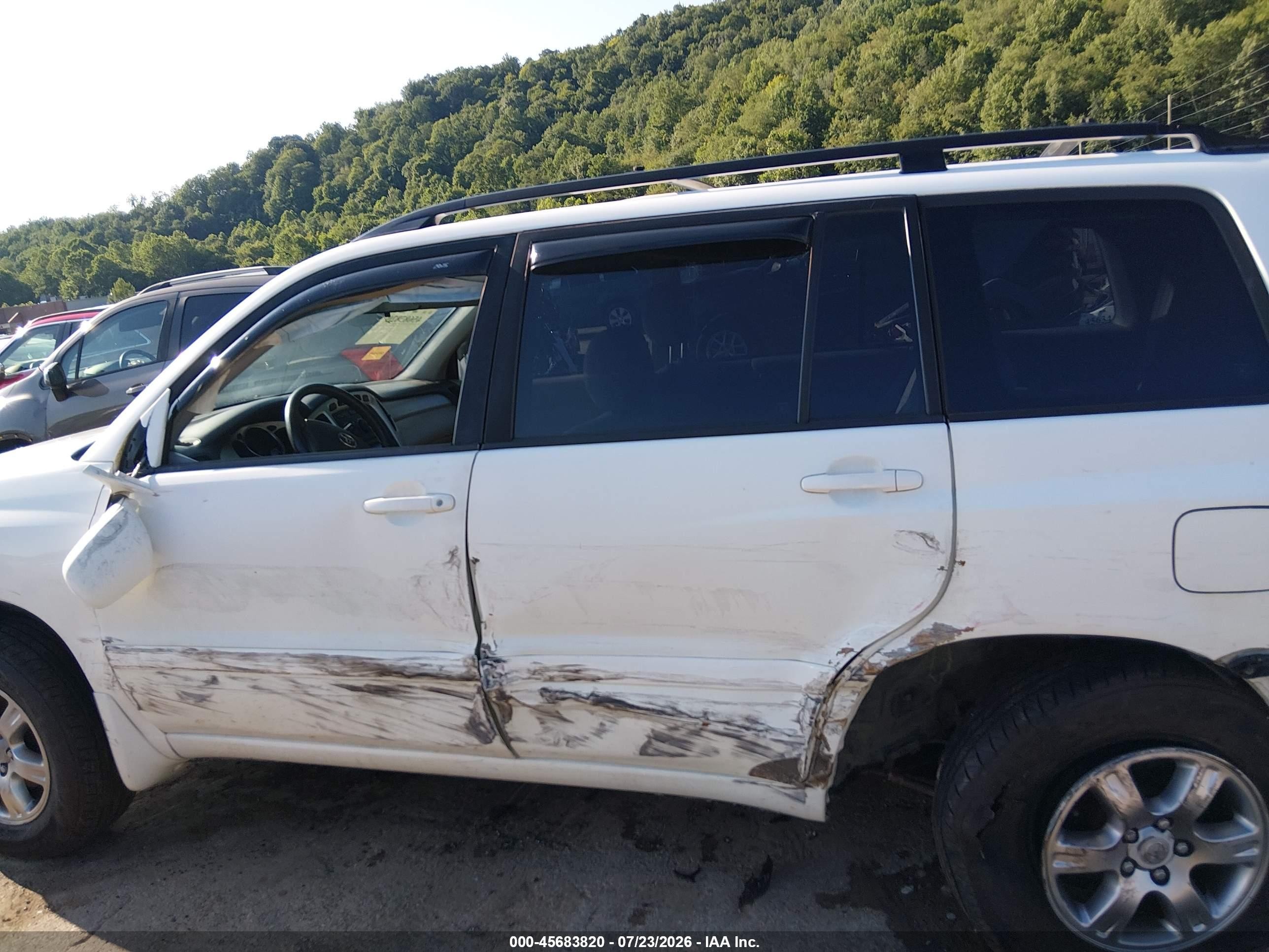 2007 Toyota Highlander 3rd Row Белый vin: JTEDP21A970132633
