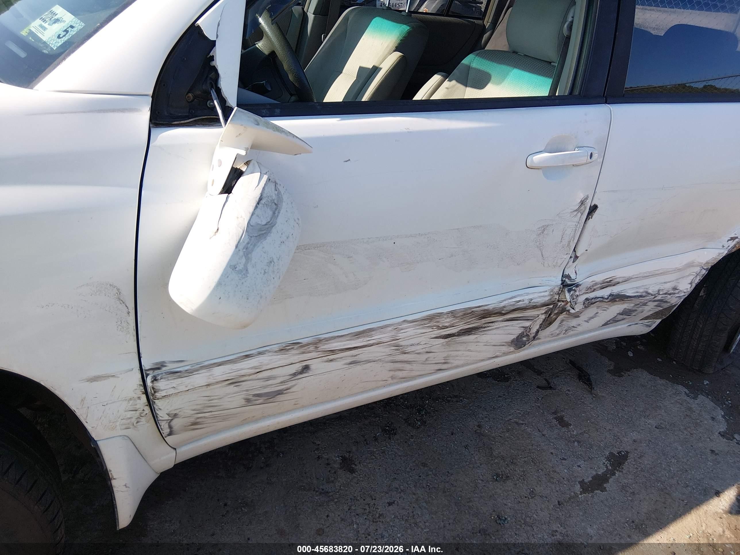 2007 Toyota Highlander 3rd Row Белый vin: JTEDP21A970132633