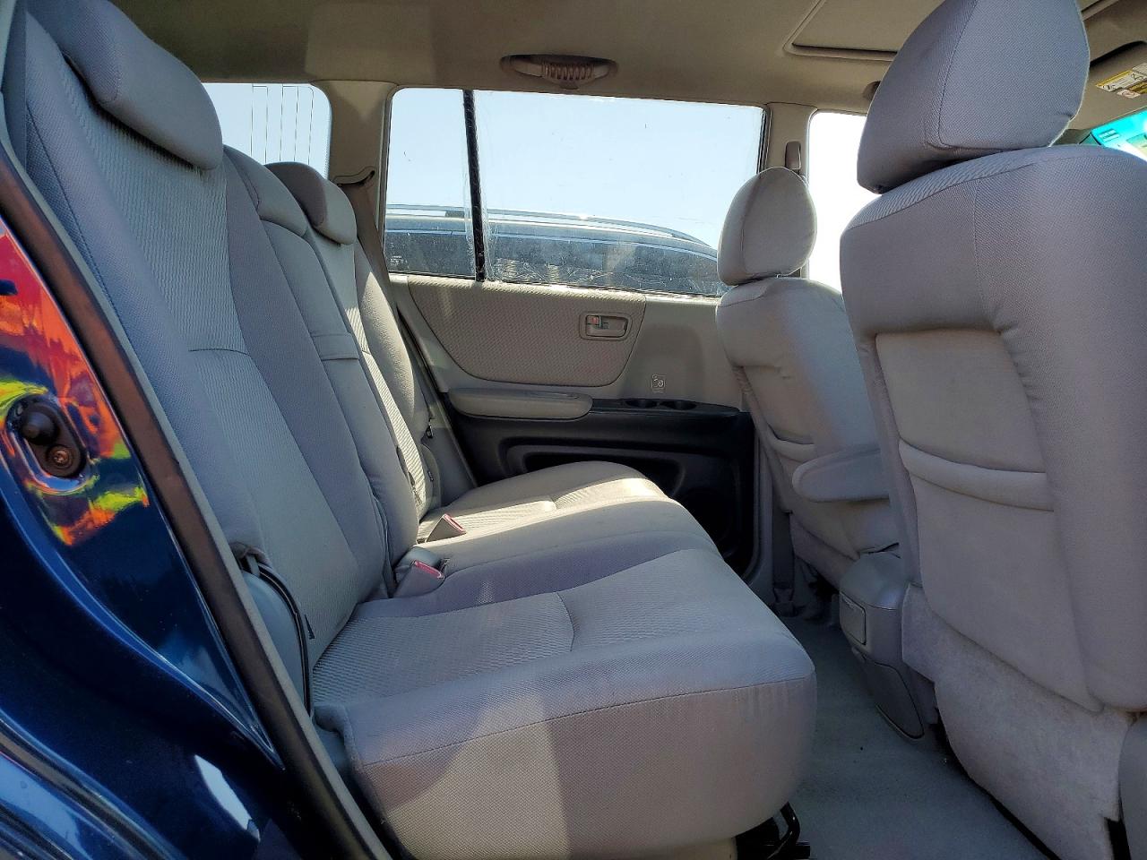 2004 Toyota Highlander Base Blue vin: JTEDP21AX40005305