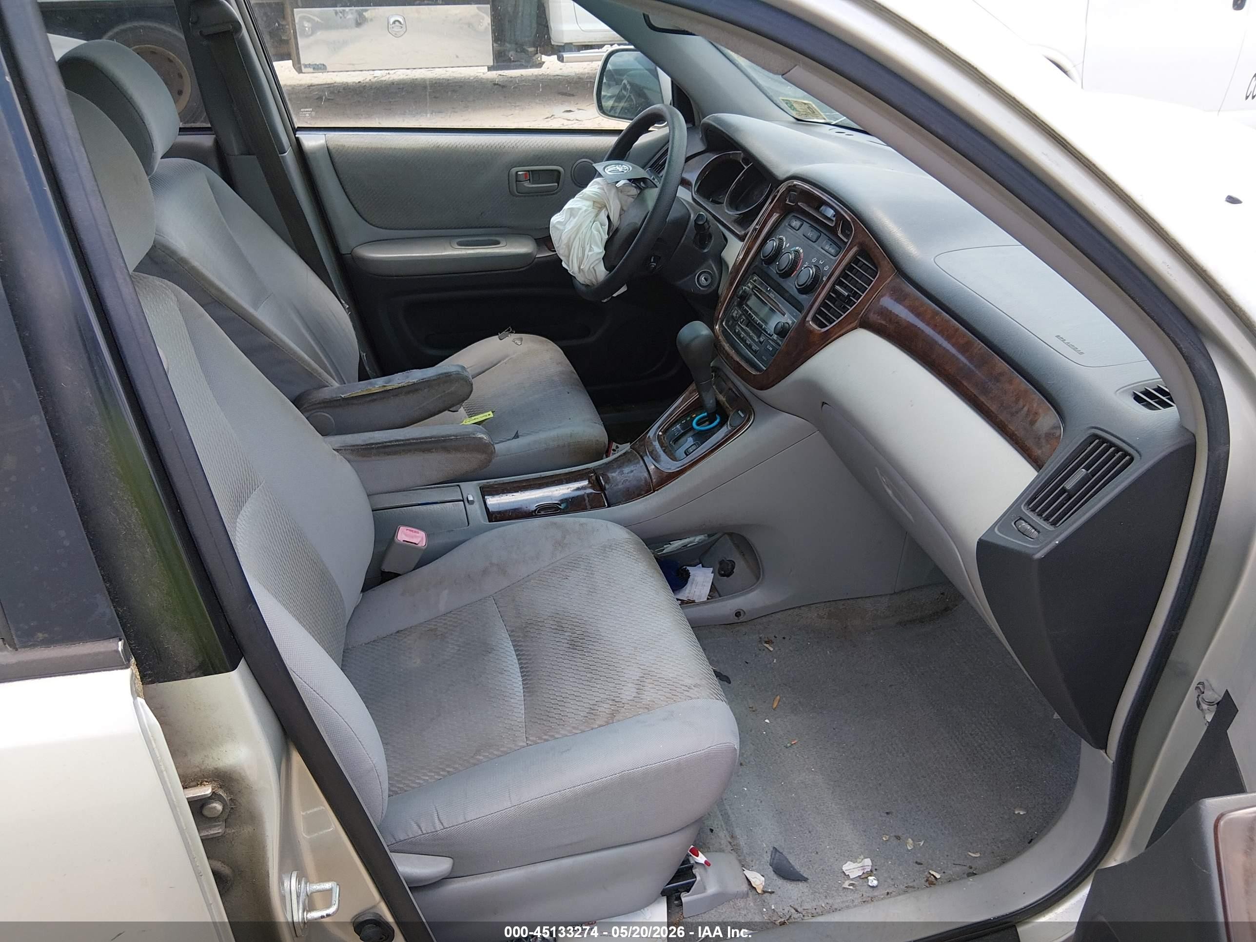 2004 Toyota Highlander V6 Silver vin: JTEDP21AX40024632