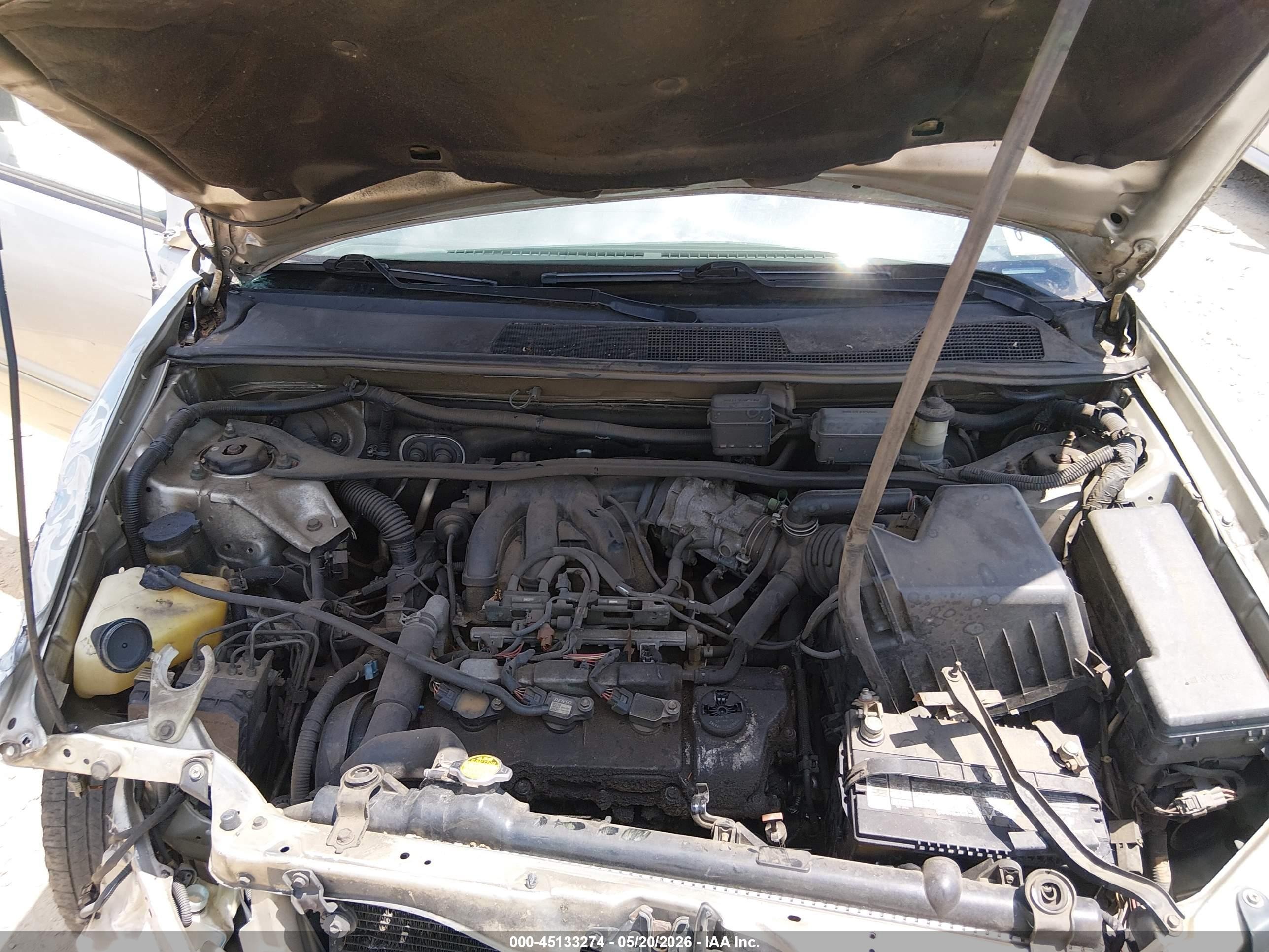 2004 Toyota Highlander V6 Silver vin: JTEDP21AX40024632