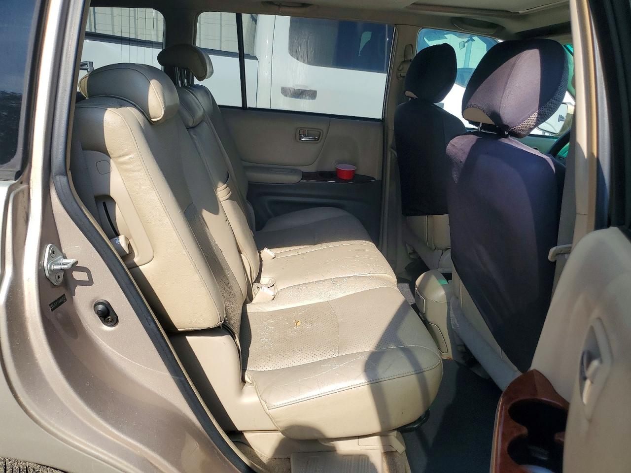 2004 Toyota Highlander Limited Gold vin: JTEDP21AX40025327