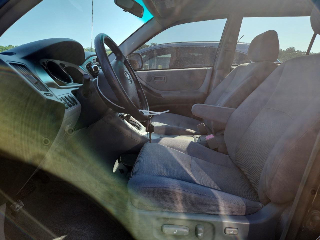 2004 Toyota Highlander Base Black vin: JTEDP21AX40038420