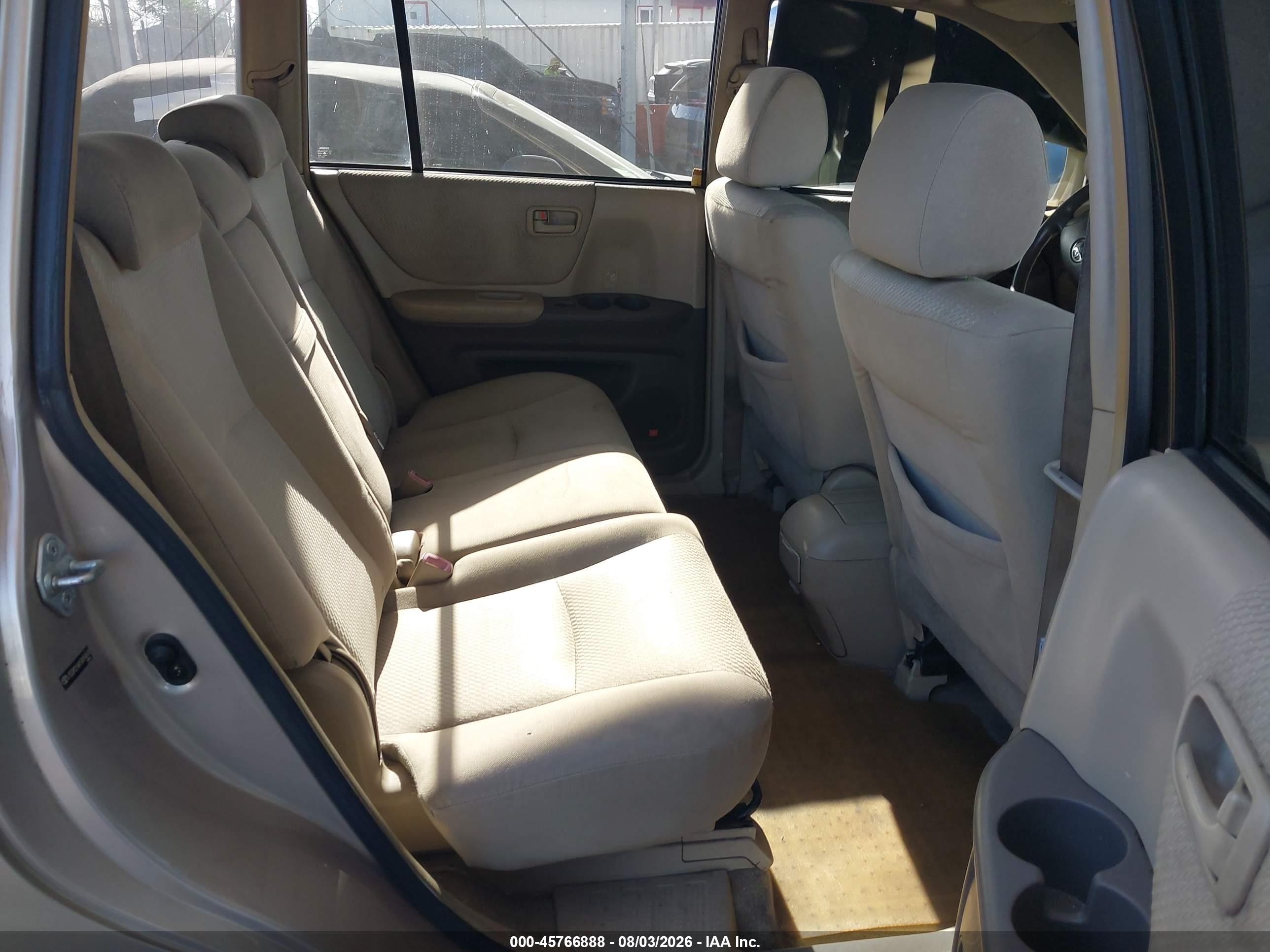 2005 Toyota Highlander V6 Gold vin: JTEDP21AX50054618
