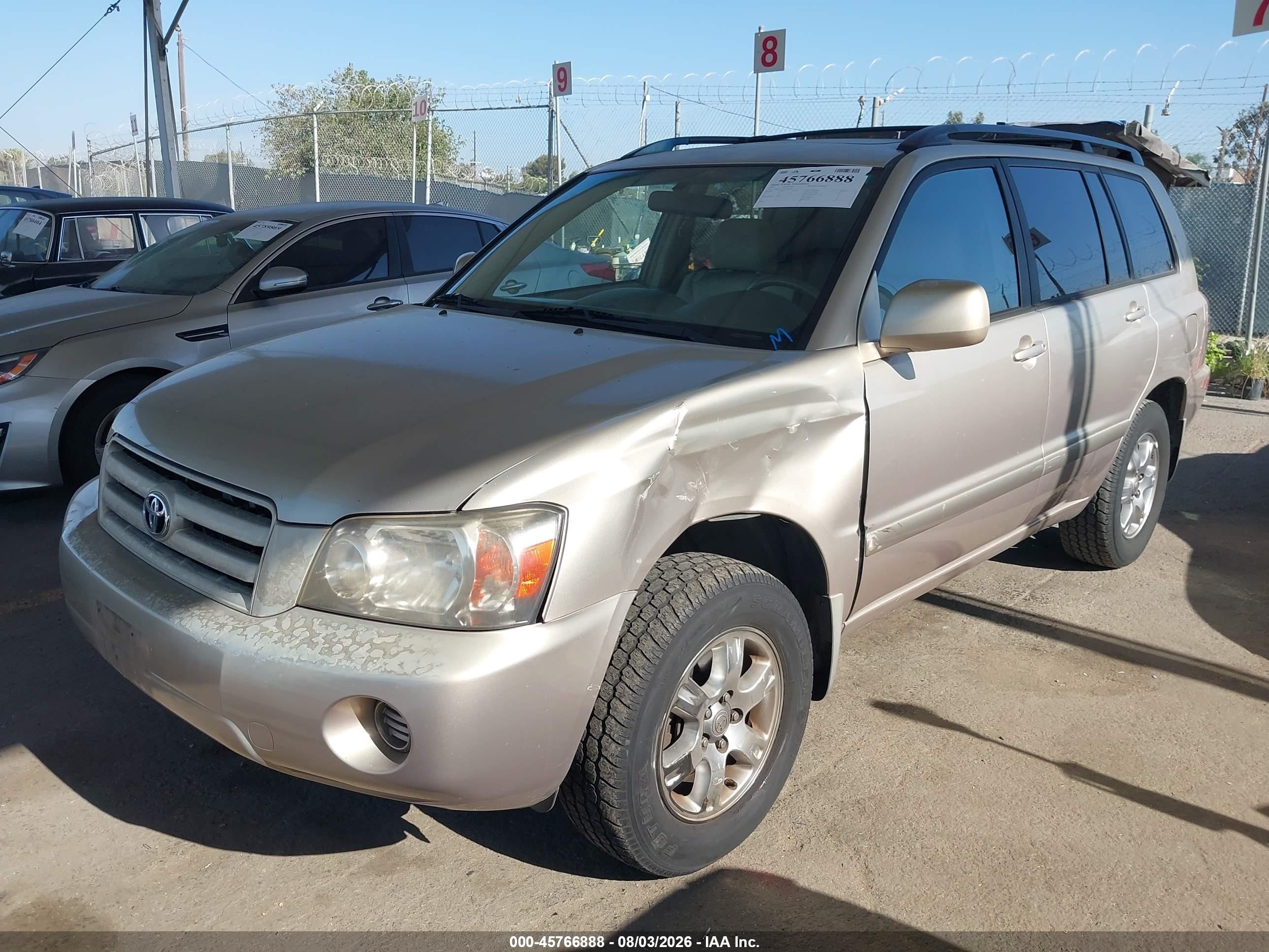 2005 Toyota Highlander V6 Gold vin: JTEDP21AX50054618