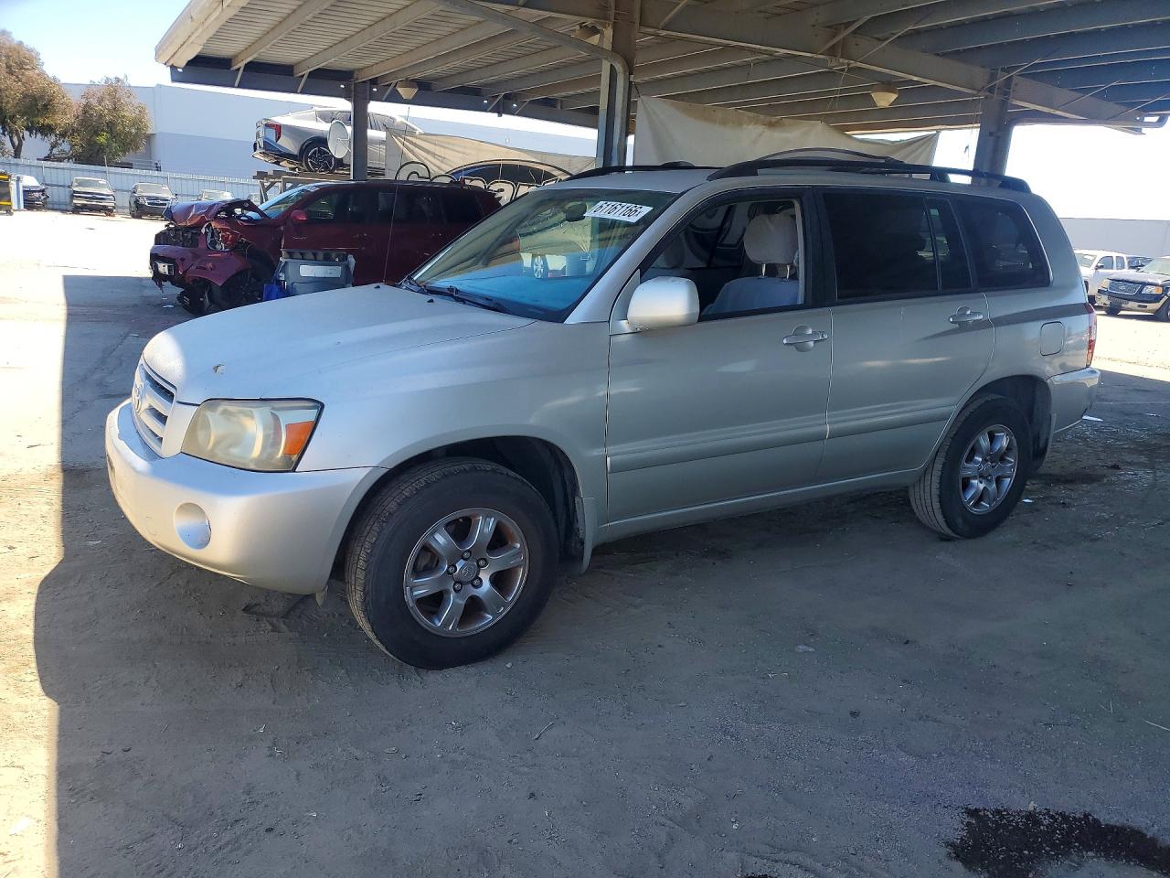 2006 Toyota Highlander Base Silver vin: JTEDP21AX60092206