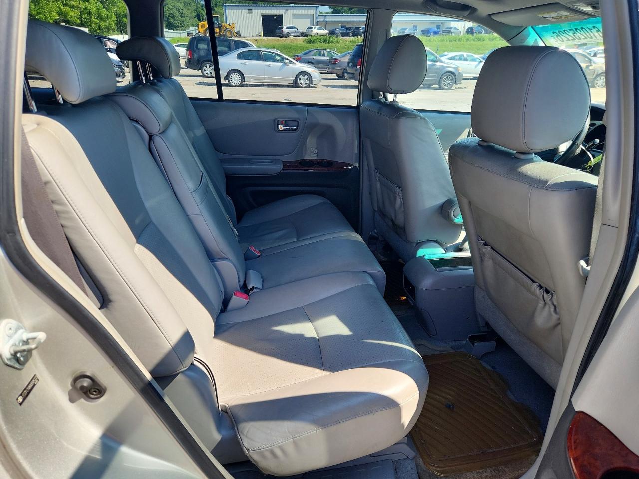 2006 Toyota Highlander Limited Silver vin: JTEDP21AX60095333
