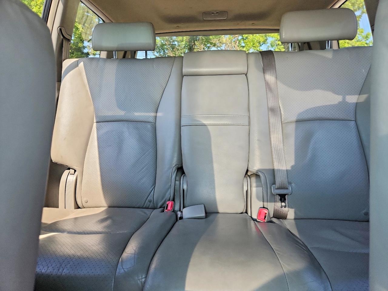 2006 Toyota Highlander Limited Silver vin: JTEDP21AX60095333