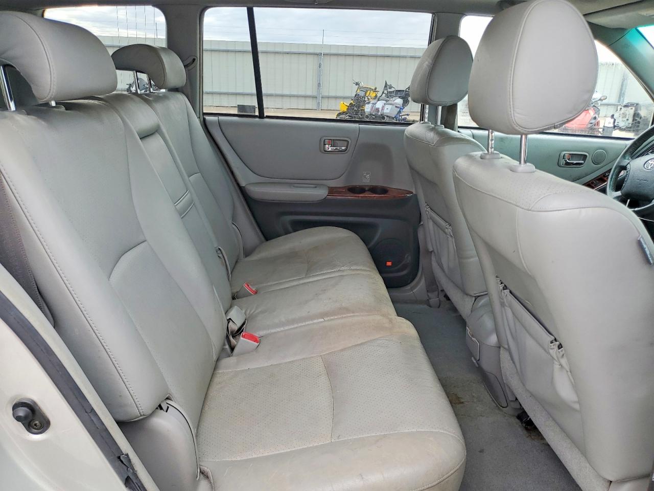 2006 Toyota Highlander Limited Silver vin: JTEDP21AX60099334