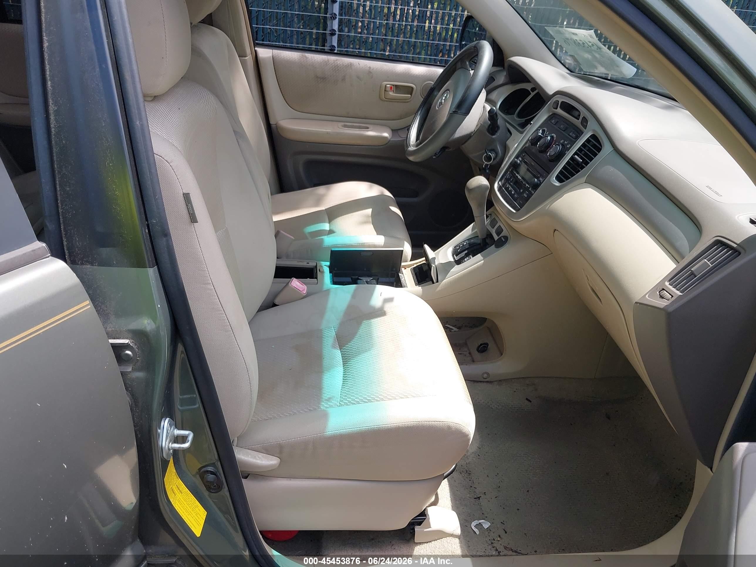 2007 Toyota Highlander 3rd Row Green vin: JTEDP21AX70134150