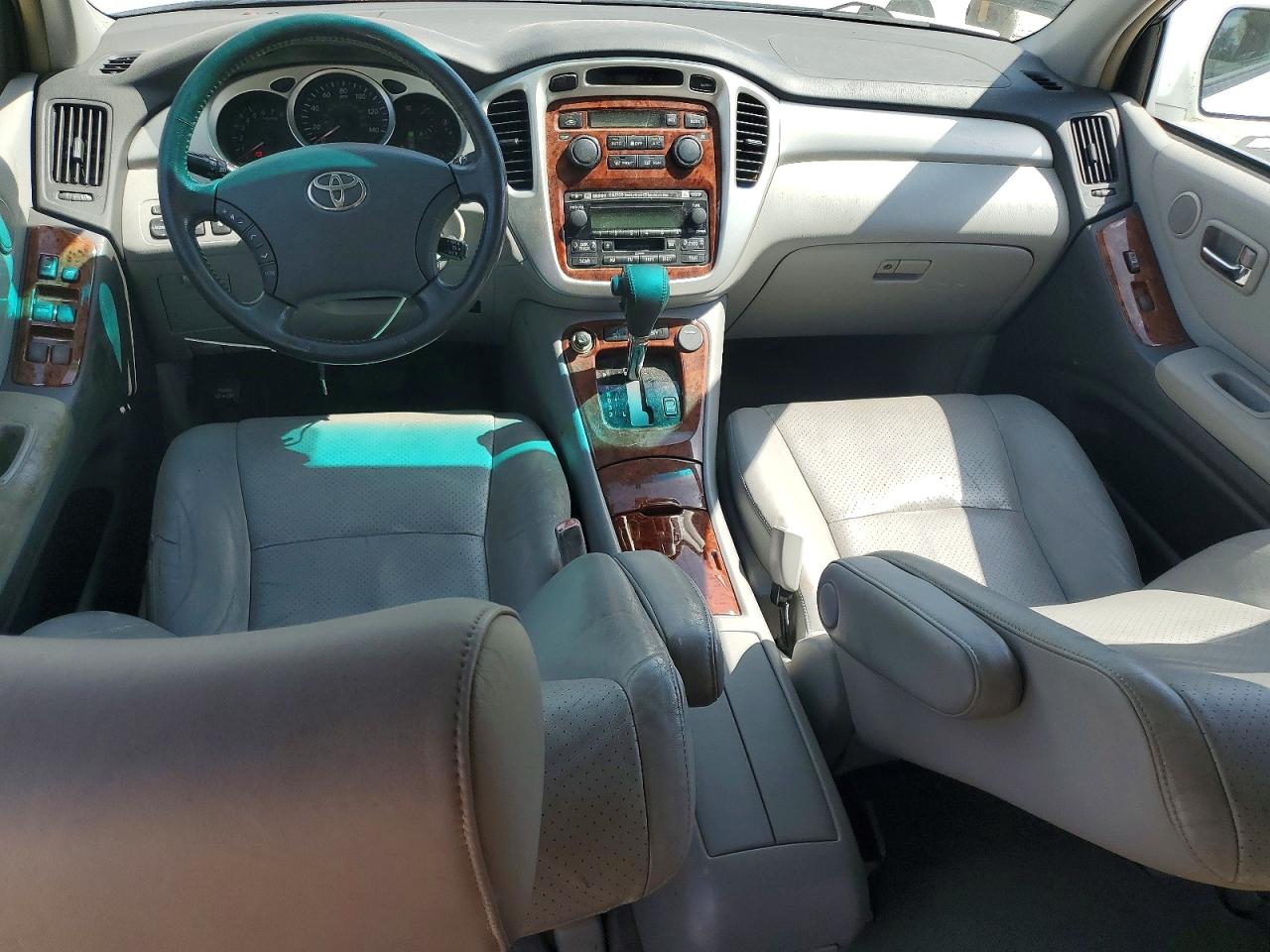 2007 Toyota Highlander Limited Silver vin: JTEDP21AX70138330
