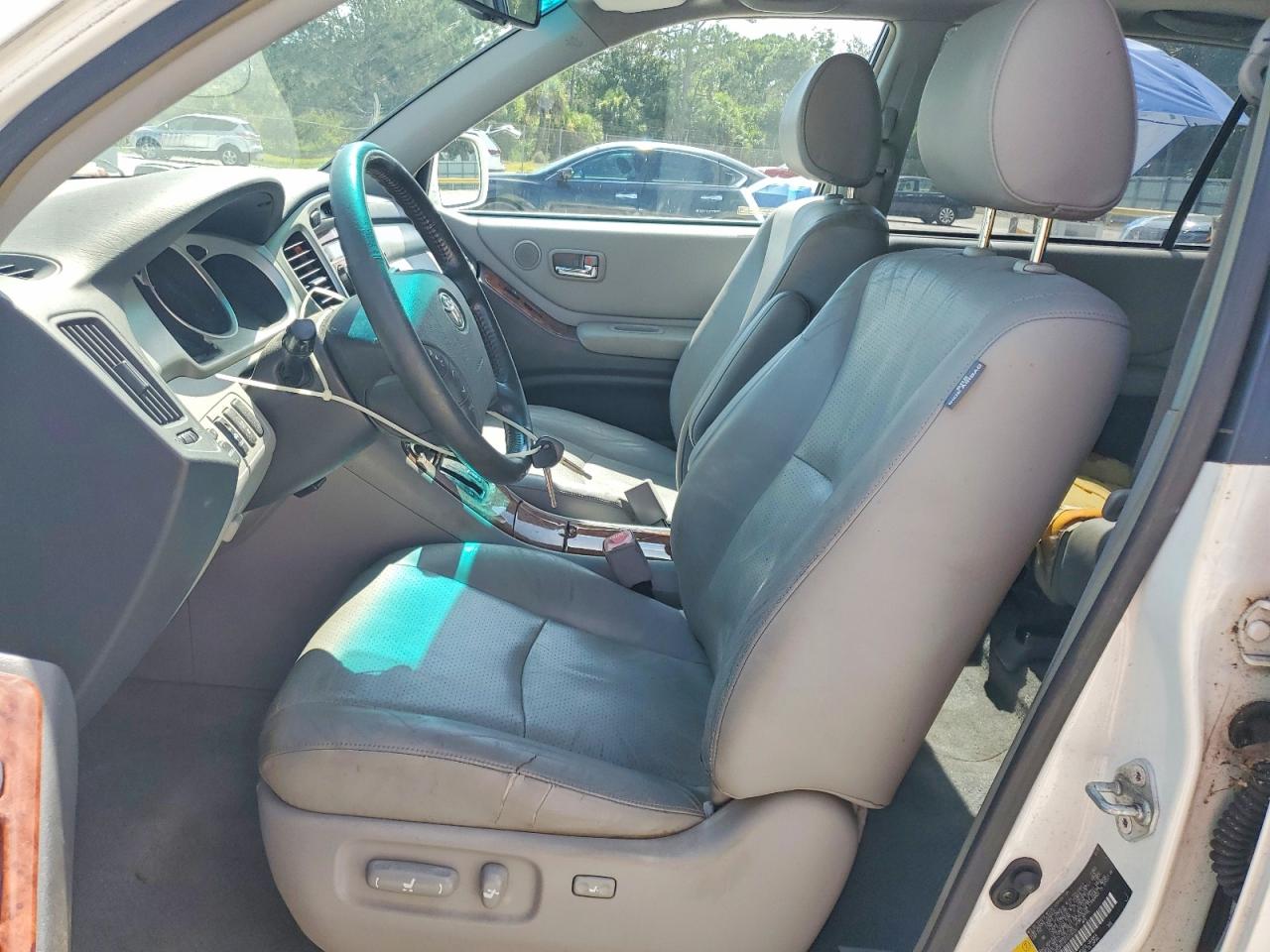 2007 Toyota Highlander Limited Silver vin: JTEDP21AX70138330