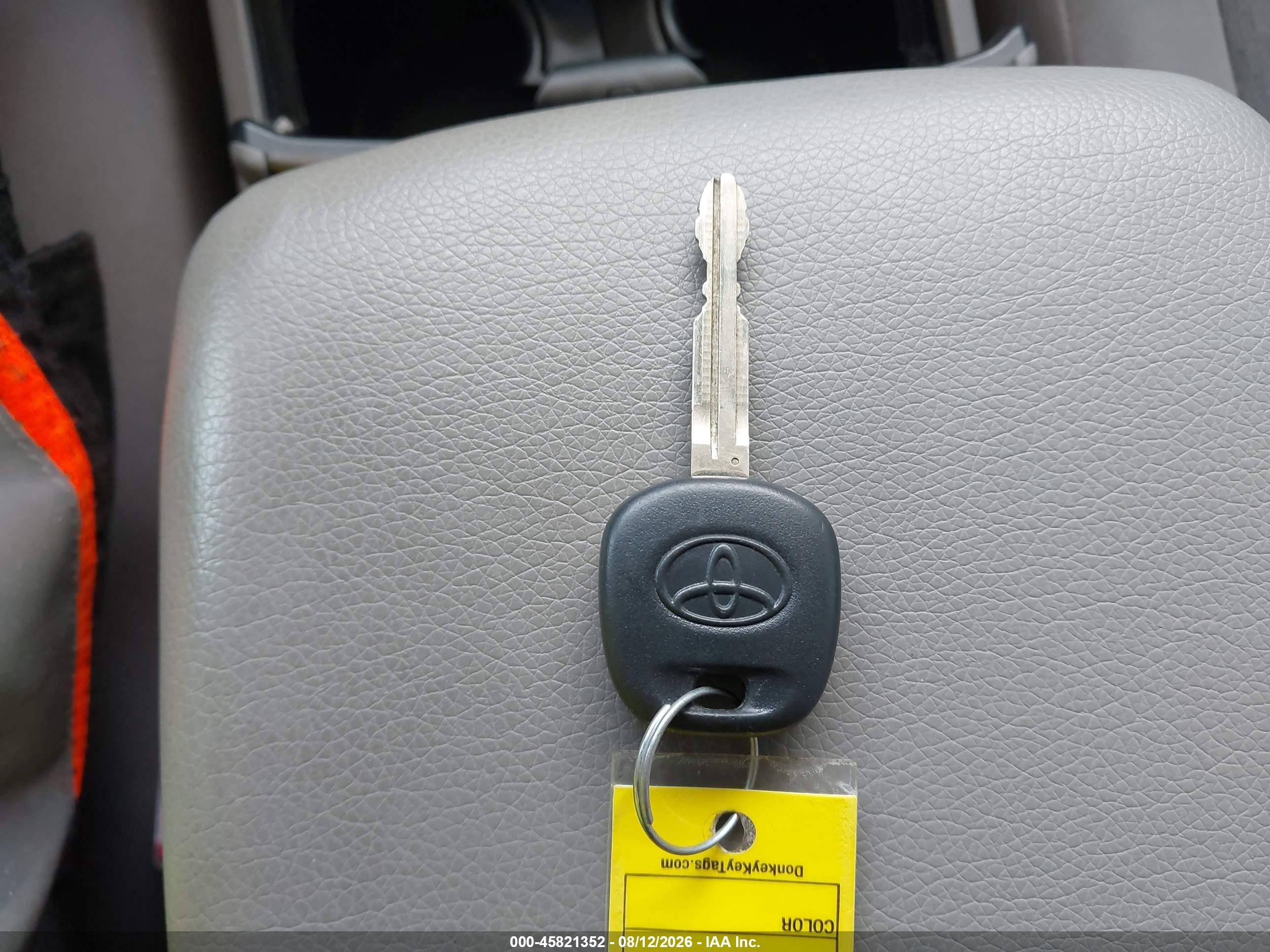 2008 Toyota Highlander Серебряный vin: JTEDS41A082022652
