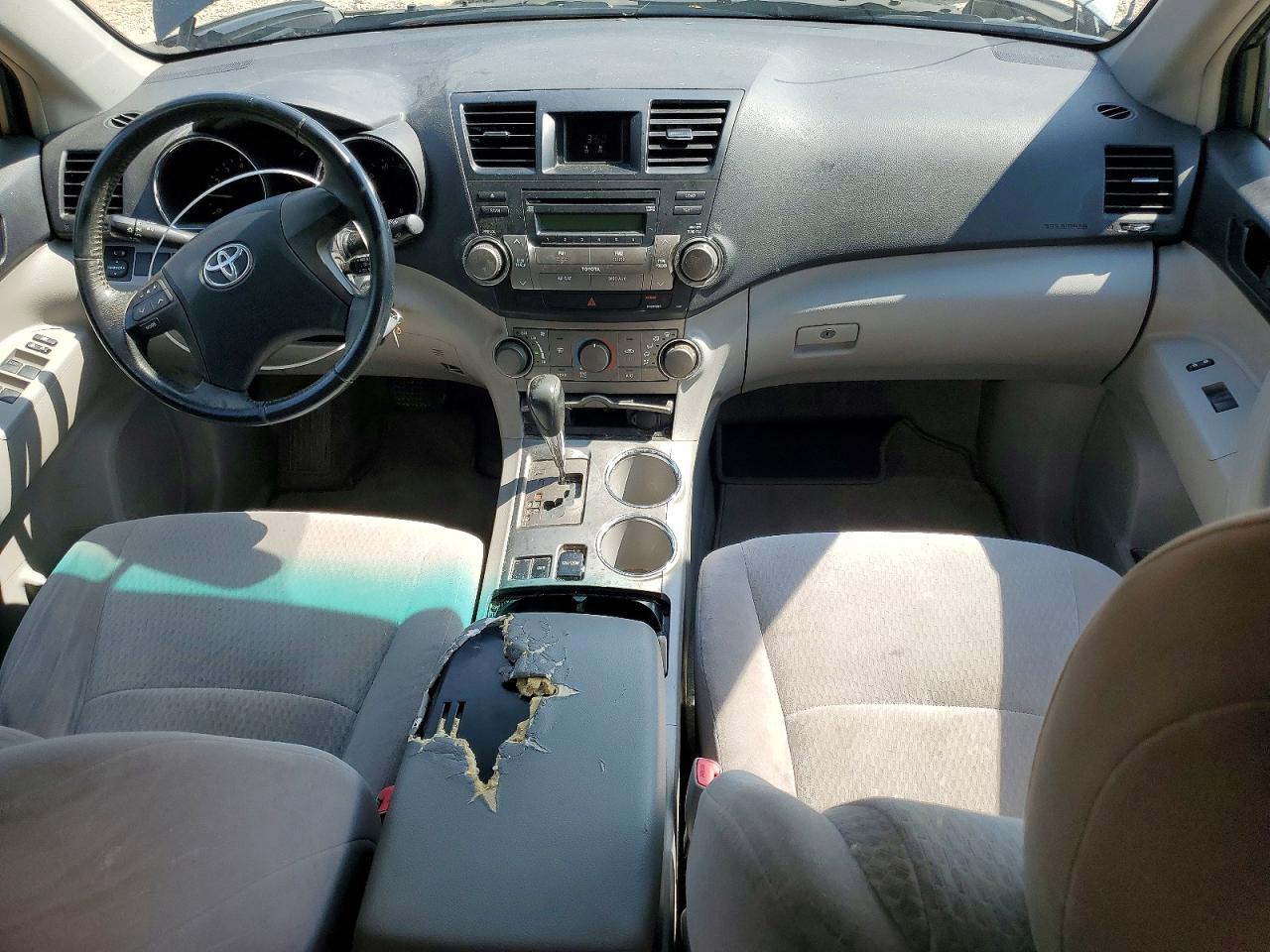 2009 Toyota Highlander Base Gray vin: JTEDS41A092087034